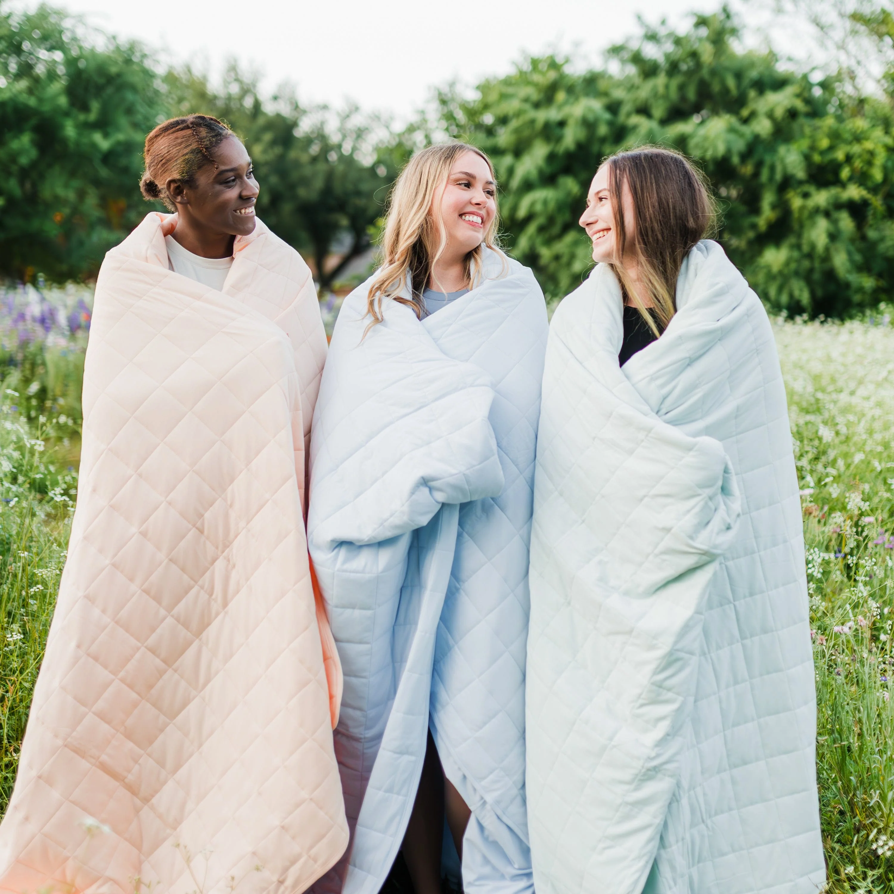 Adult Quilted Blanket in Dew 2.5 - Image 2