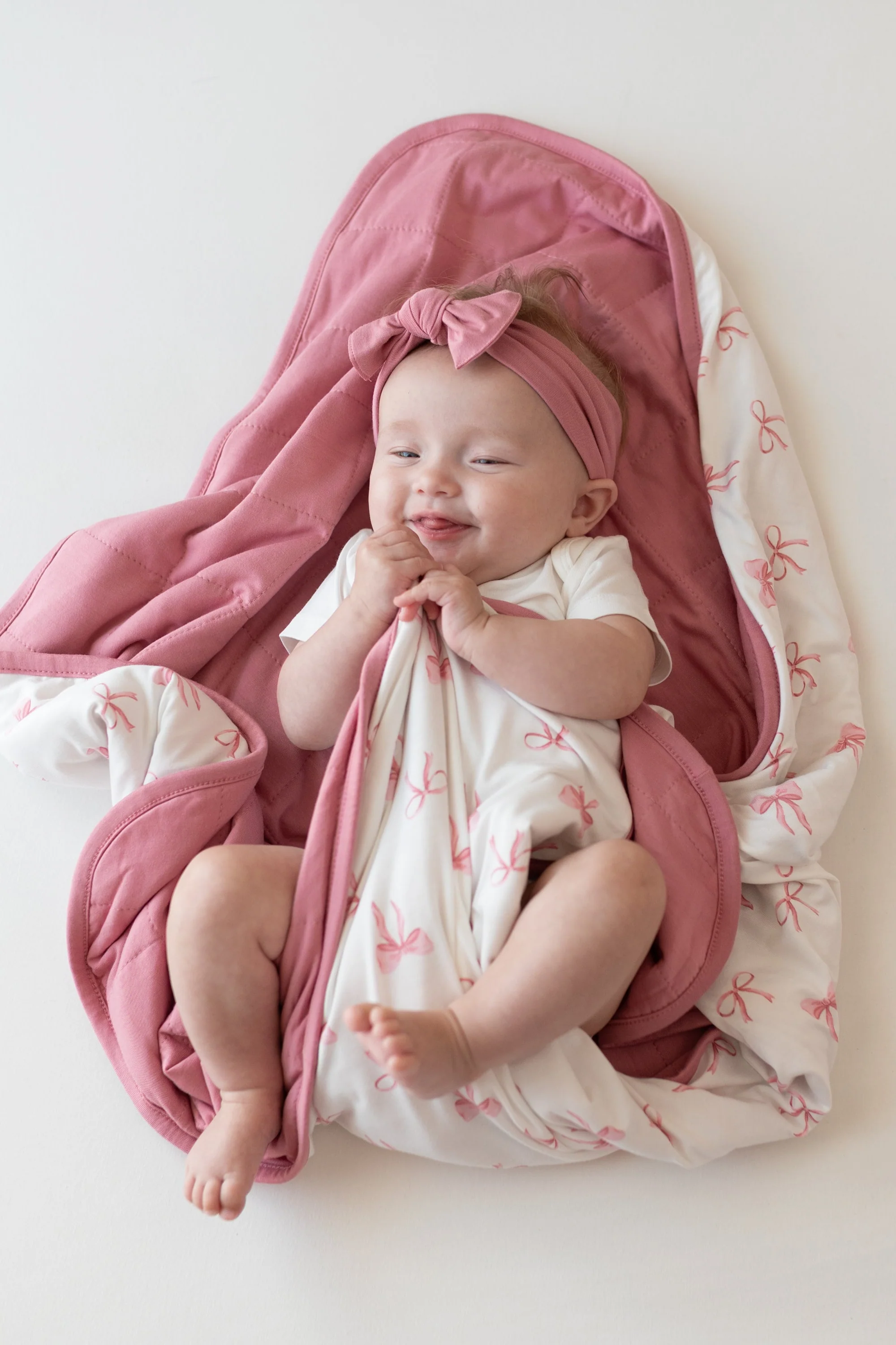 Baby Blanket in Bow 1.0 - Image 2