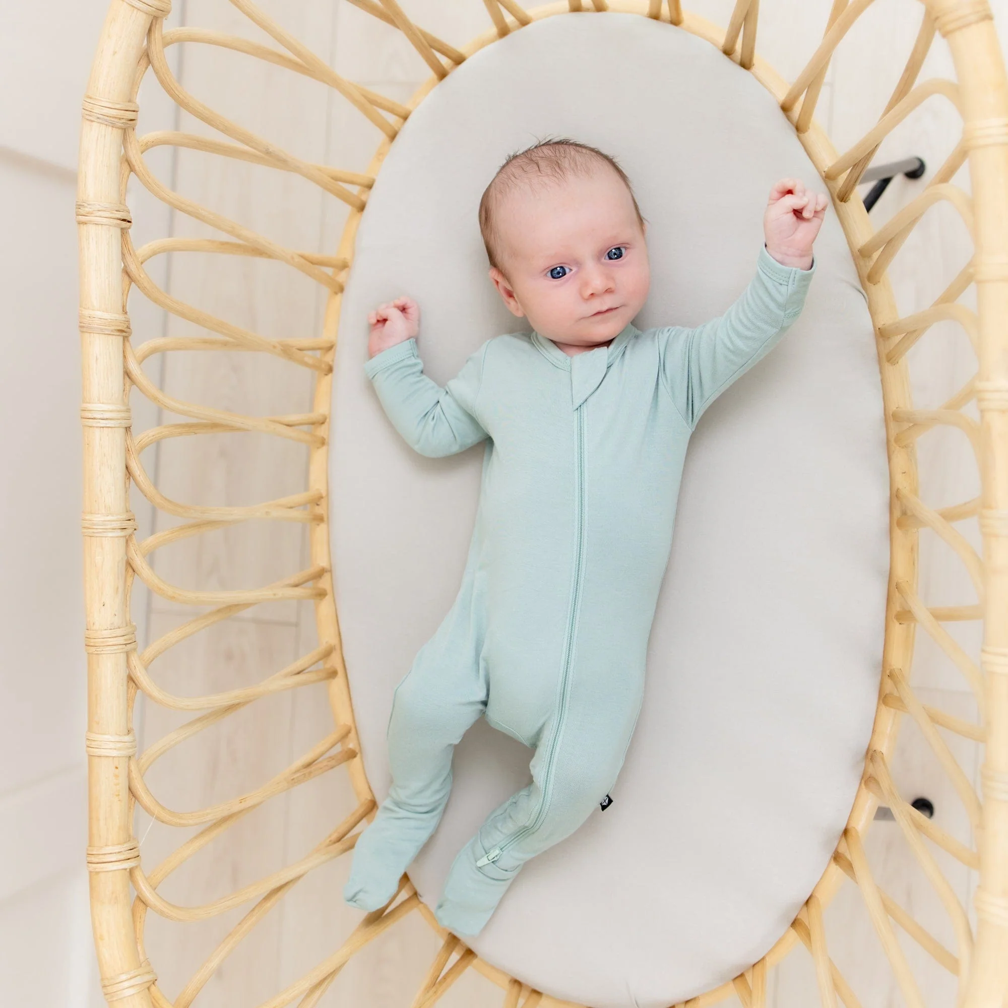 Oval Bassinet Sheet in Oat - Image 2