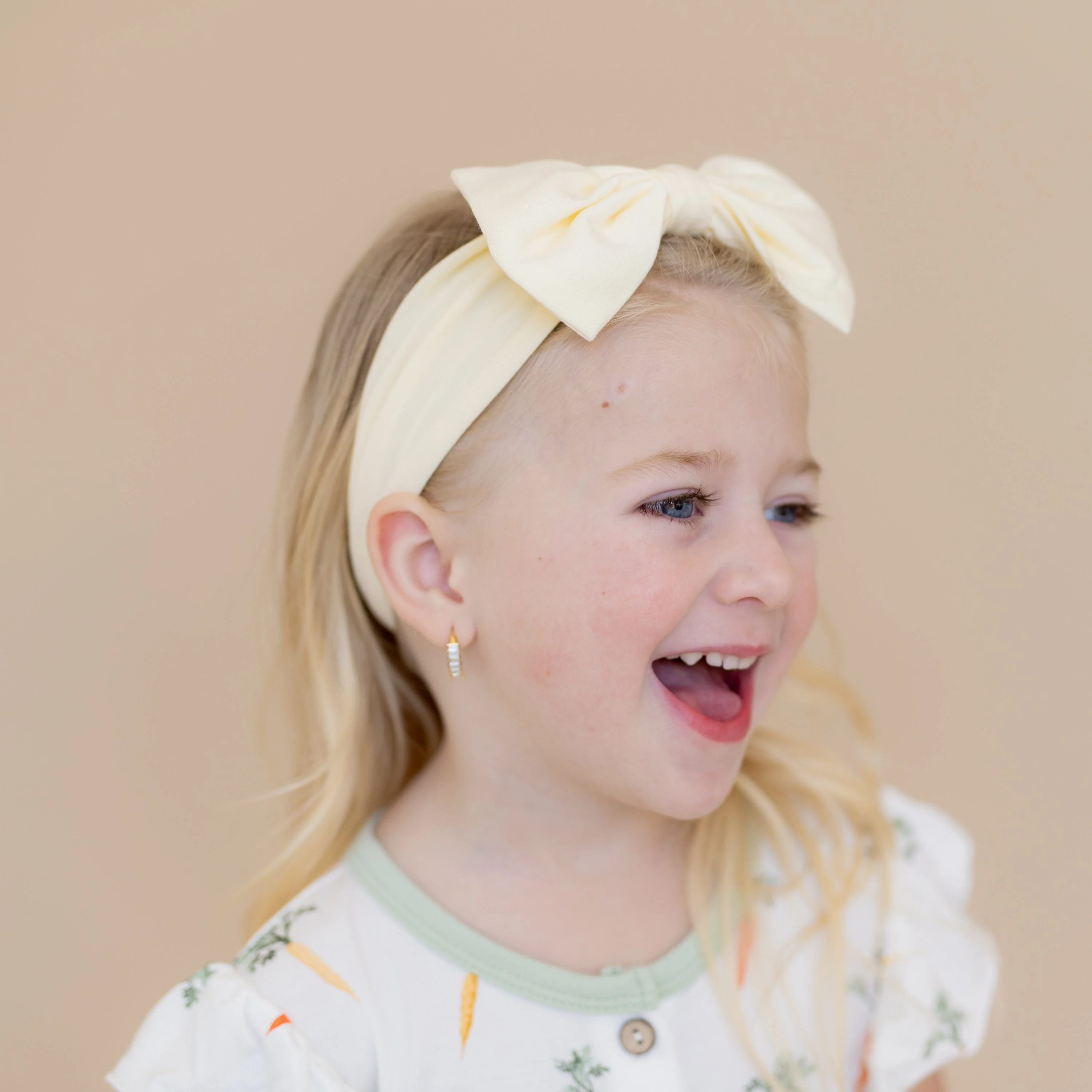 Bow Headband in Chamomile - Image 4