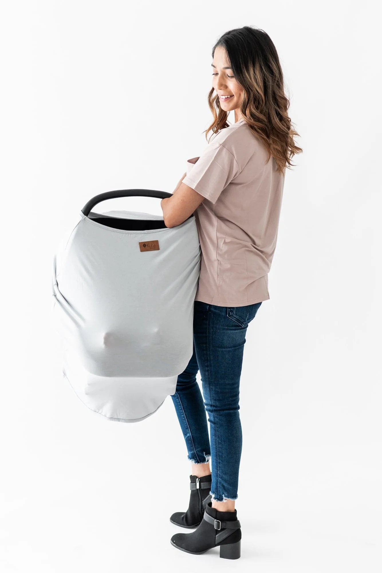 Car Seat Cover in Storm - Image 2