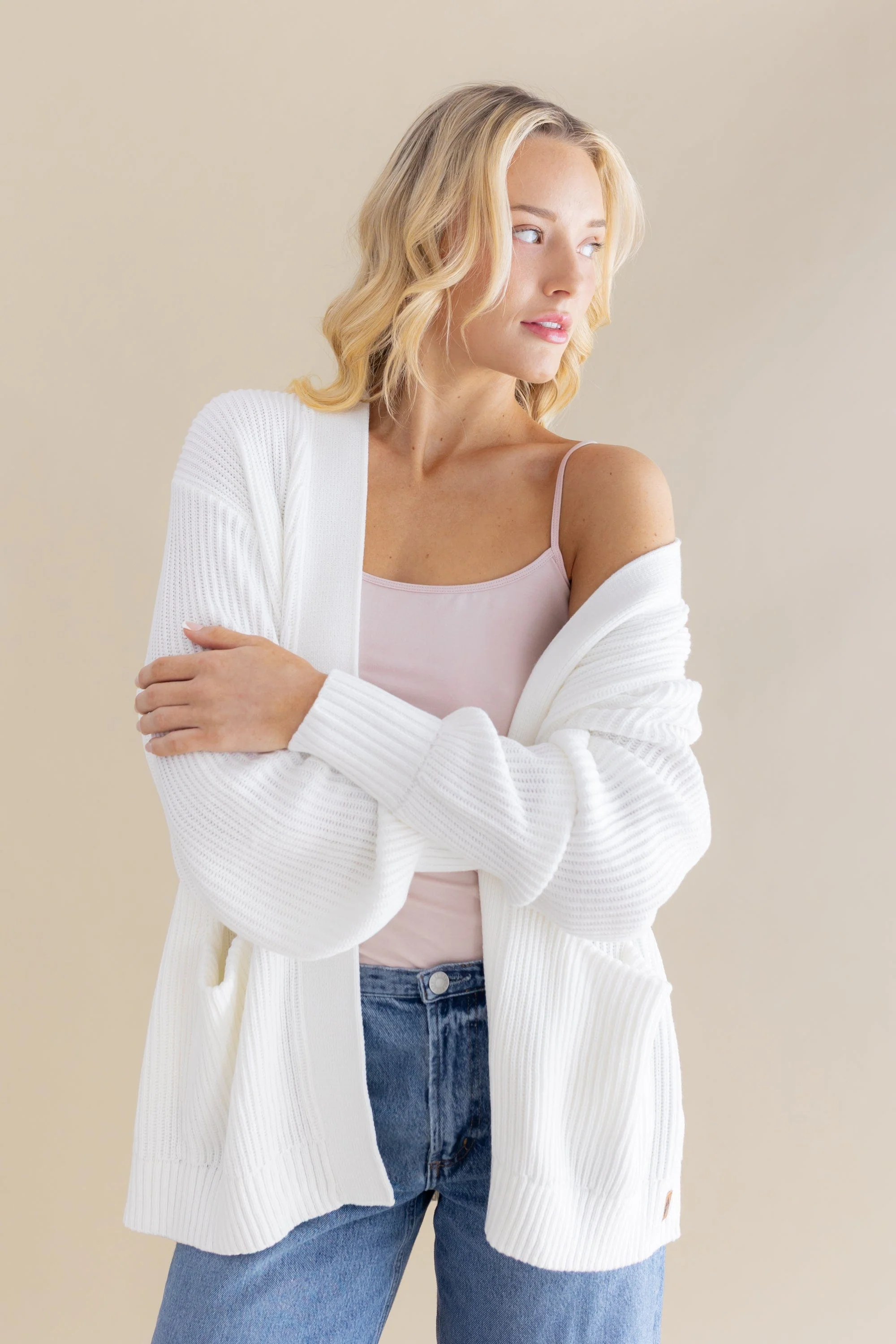 Chunky Knit Women's Oversized Cardigan in Cloud - Image 2