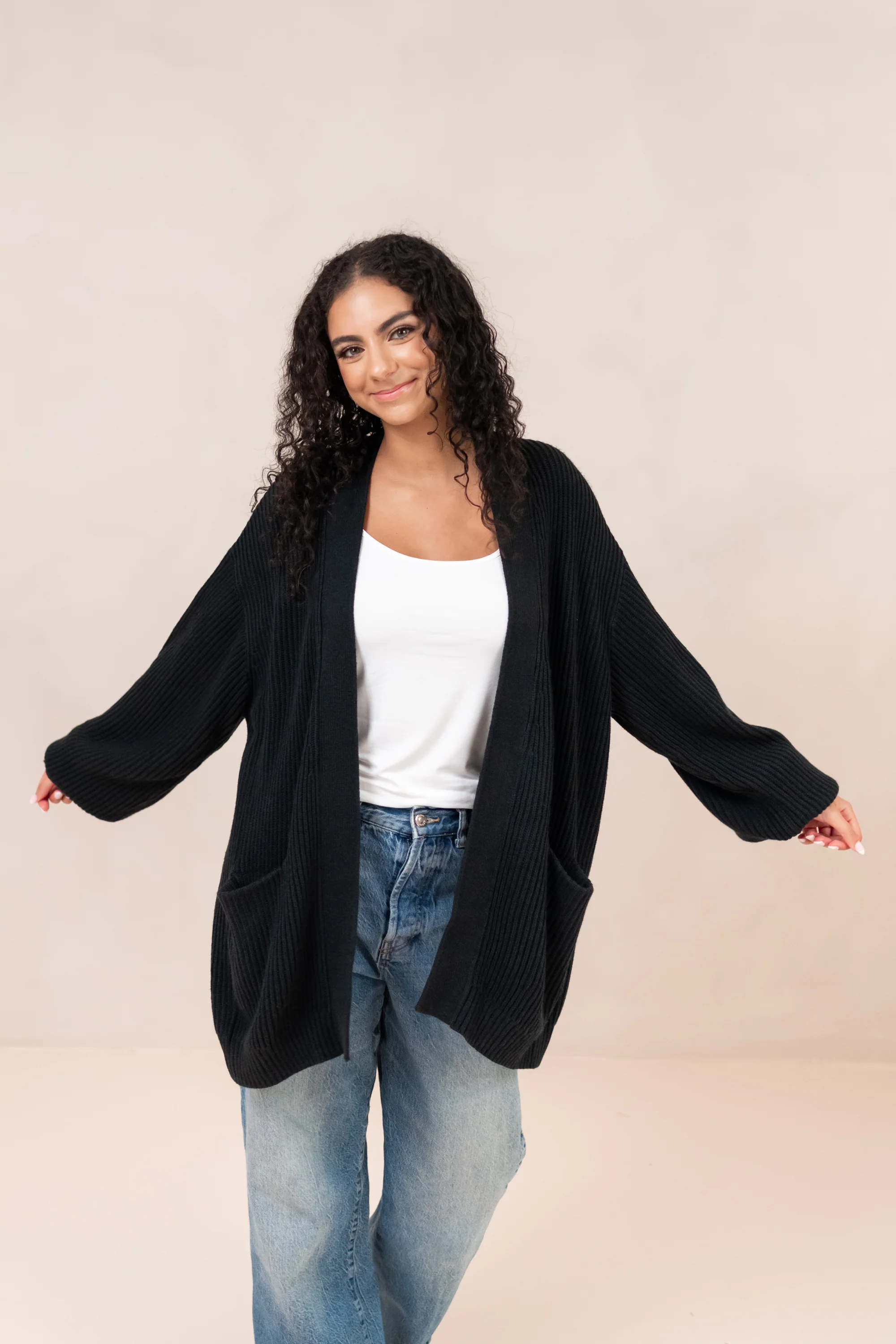 Chunky Knit Women's Oversized Cardigan in Midnight - Image 2