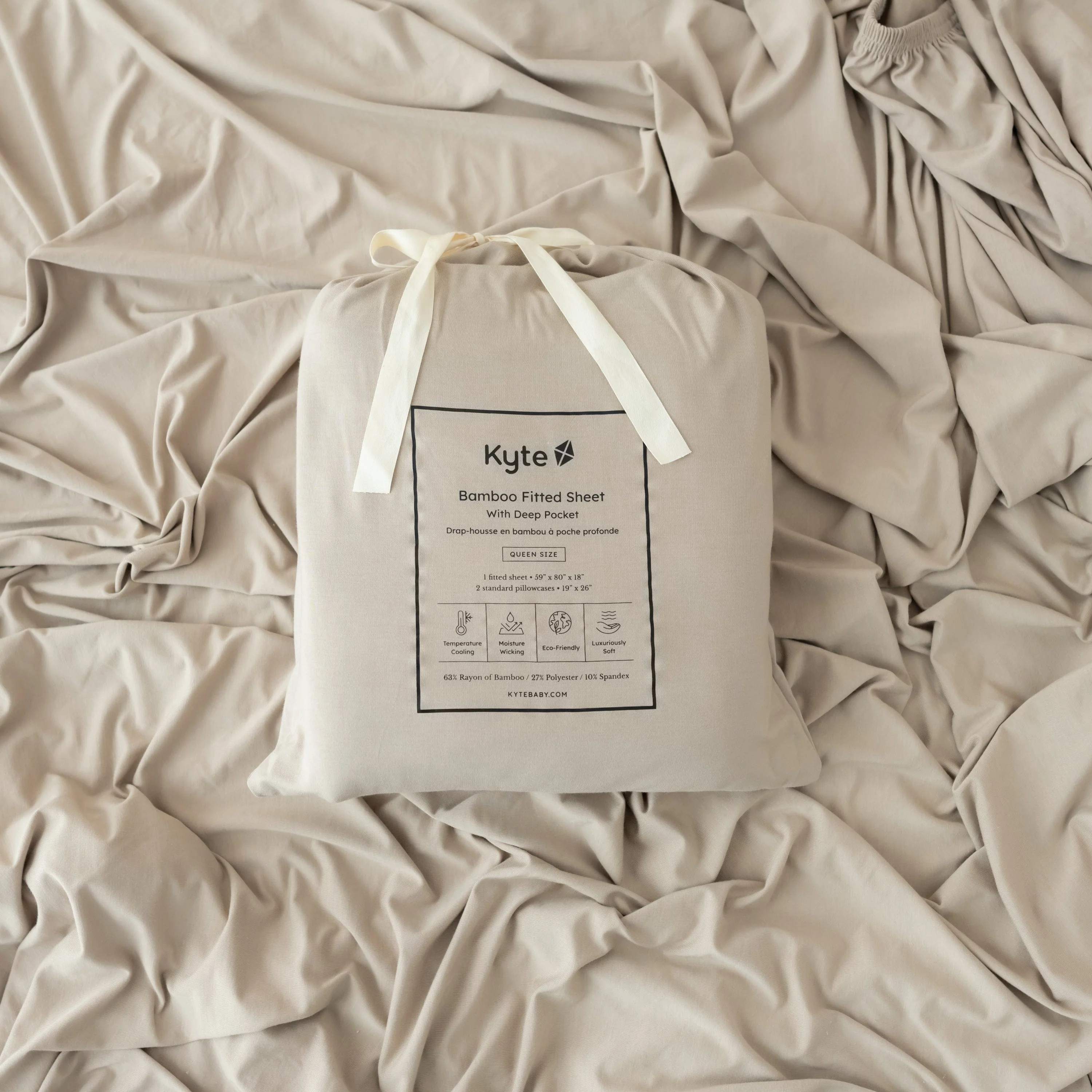 Fitted Sheet with Pillowcases in Almond - Image 3