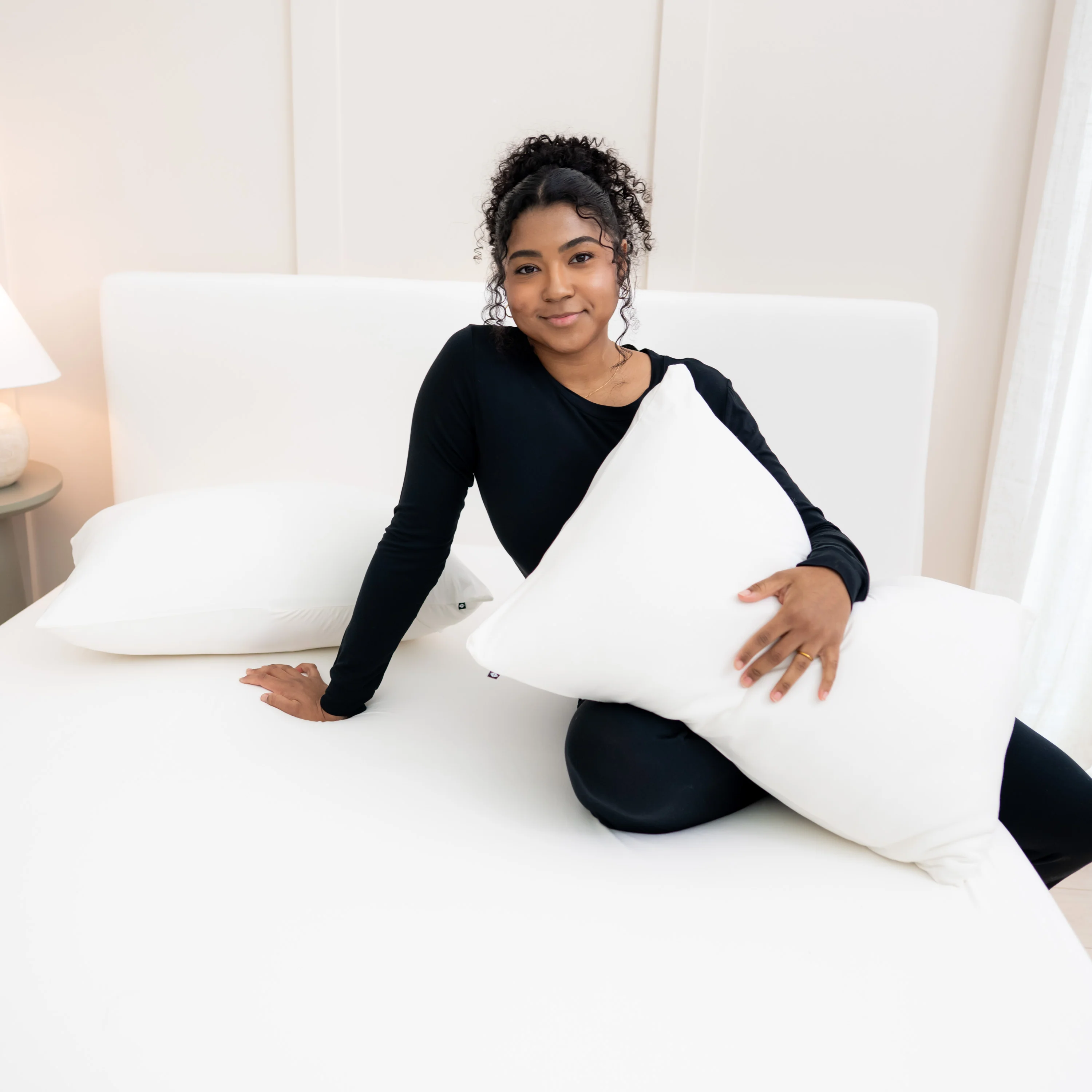 Fitted Sheet with Pillowcases in Cloud - Image 2