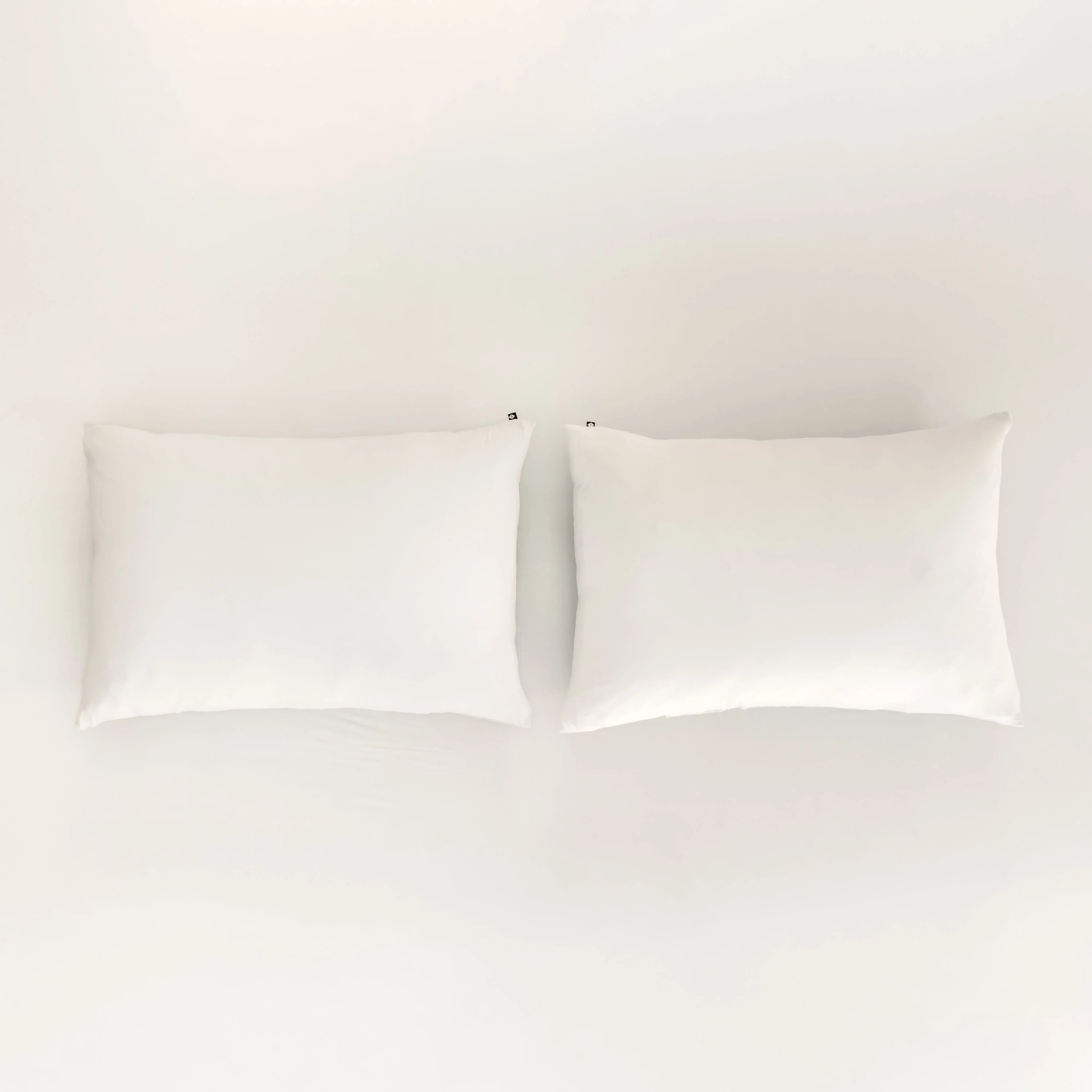 Fitted Sheet with Pillowcases in Oat - Image 6