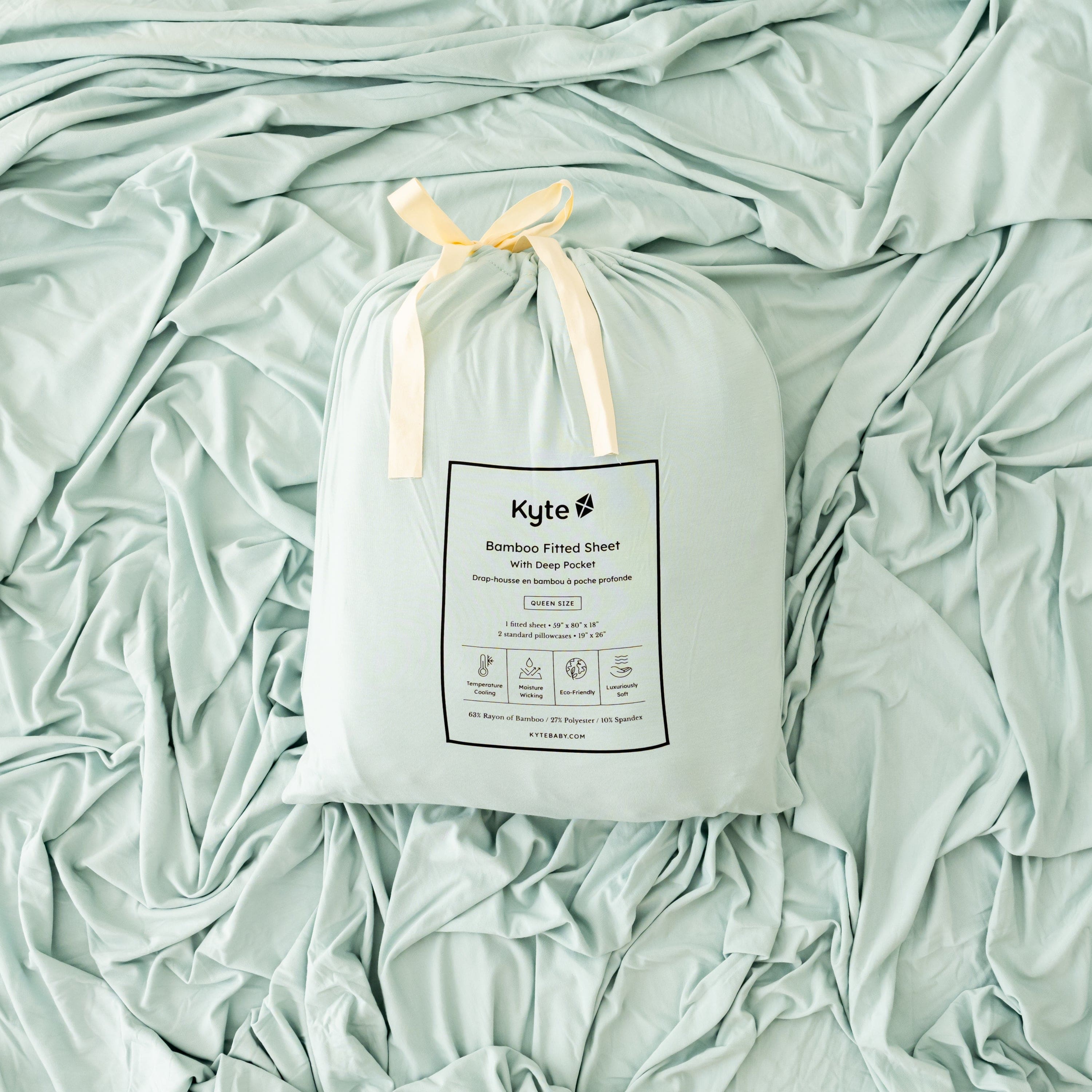 Fitted Sheet with Pillowcases in Sage - Image 2