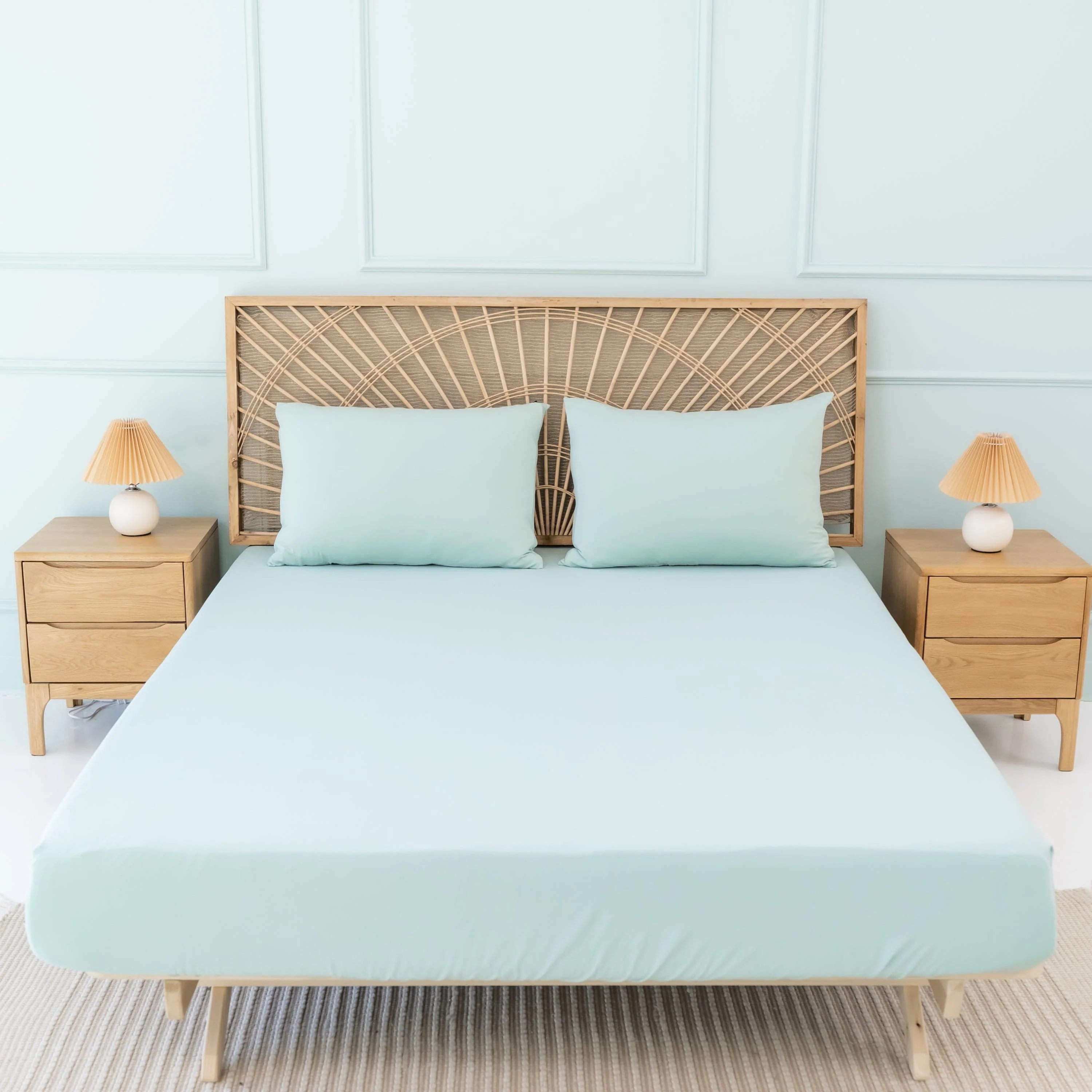 Fitted Sheet with Pillowcases in Sage - Image 5