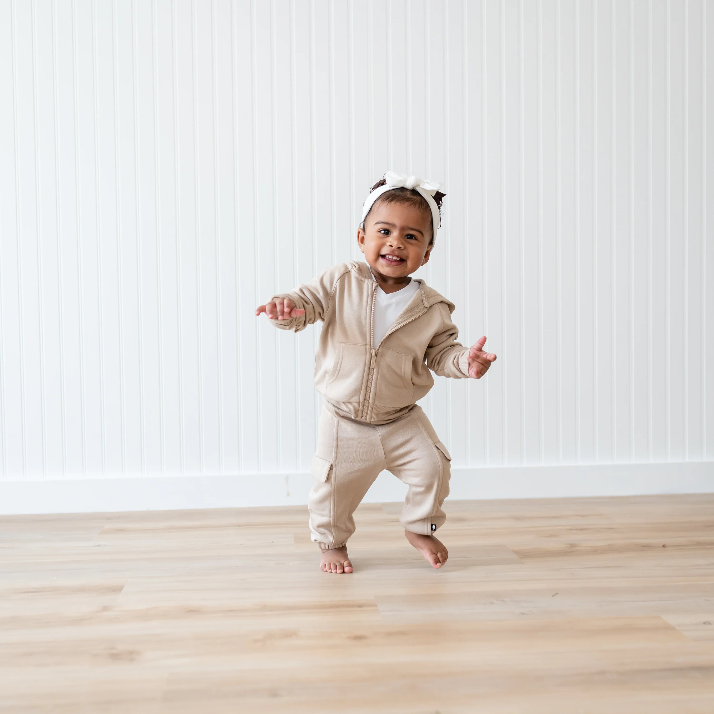 Fleece Cargo Pants in Almond - Image 5