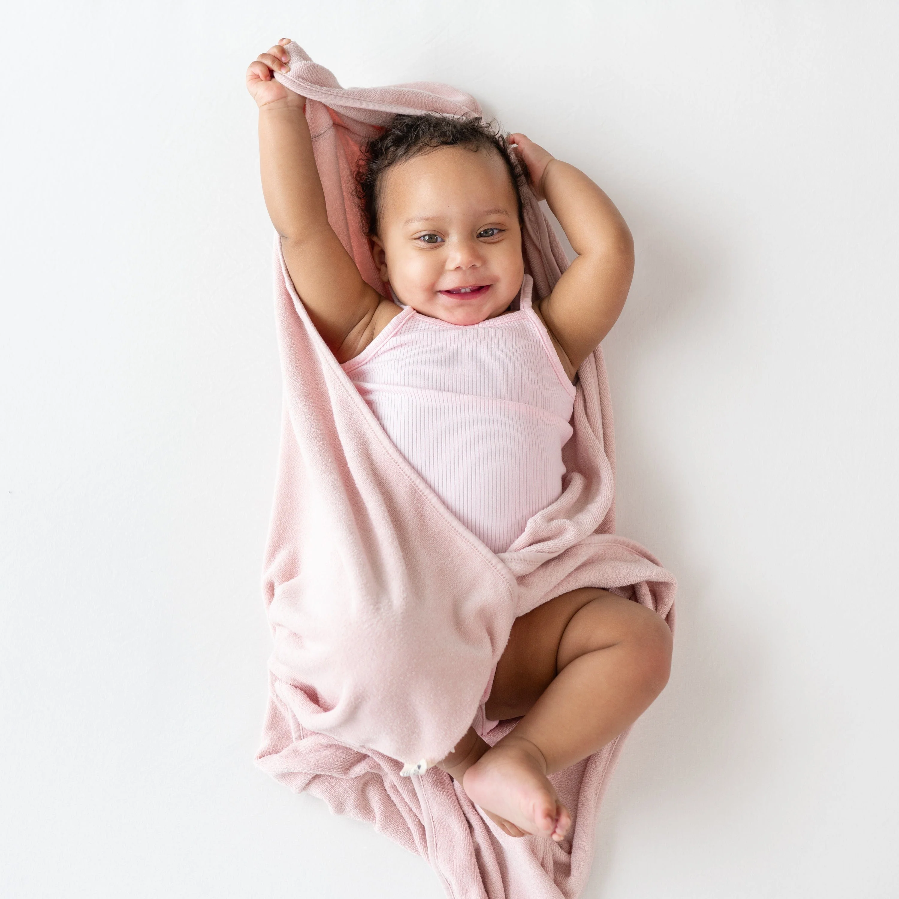 Hooded Bath Towel in Blush - Image 4