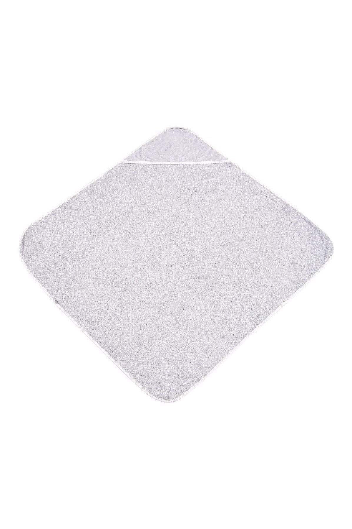 Hooded Bath Towel in Storm with Cloud Trim - Image 4