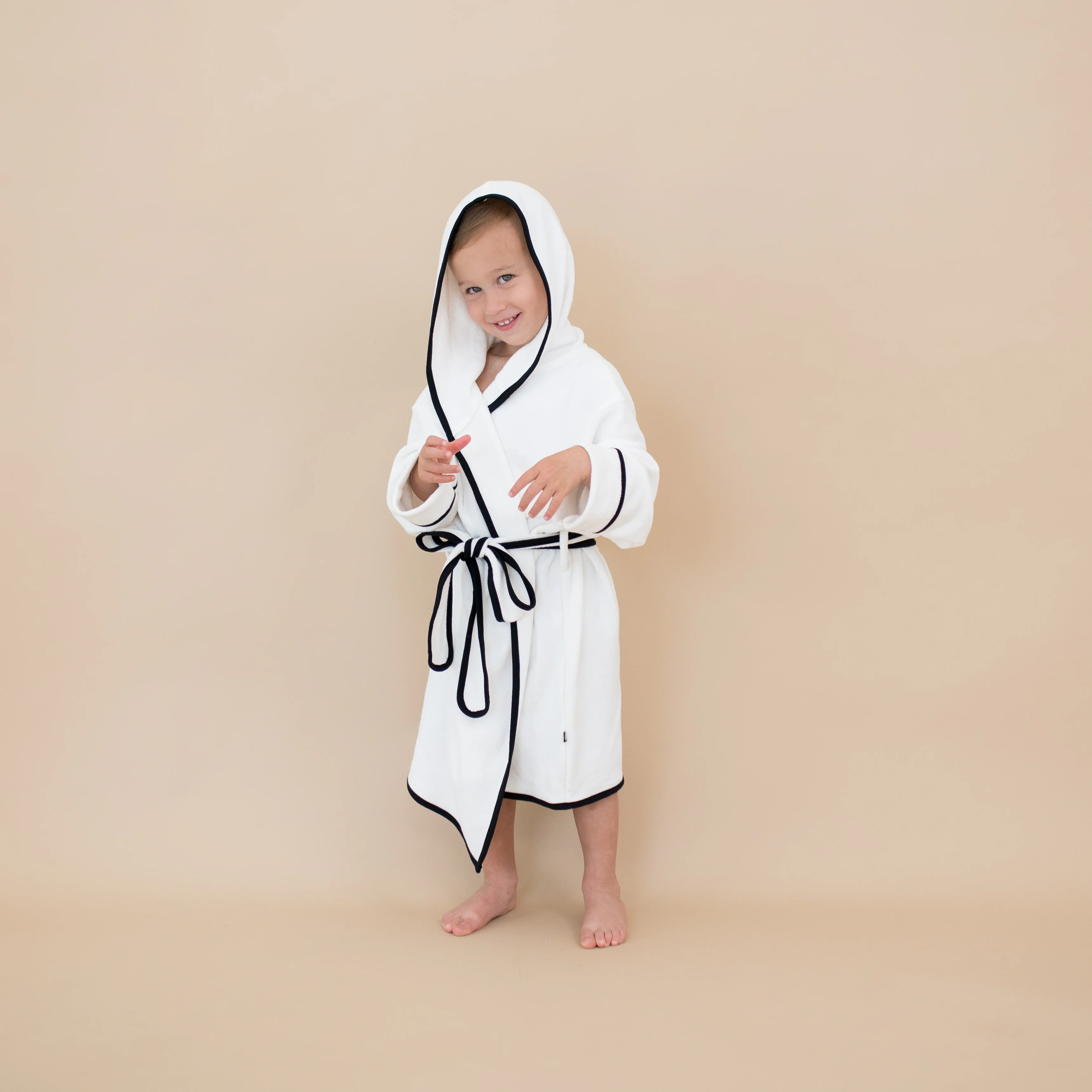 Hooded Bath Robe in Cloud with Midnight Trim - Image 2