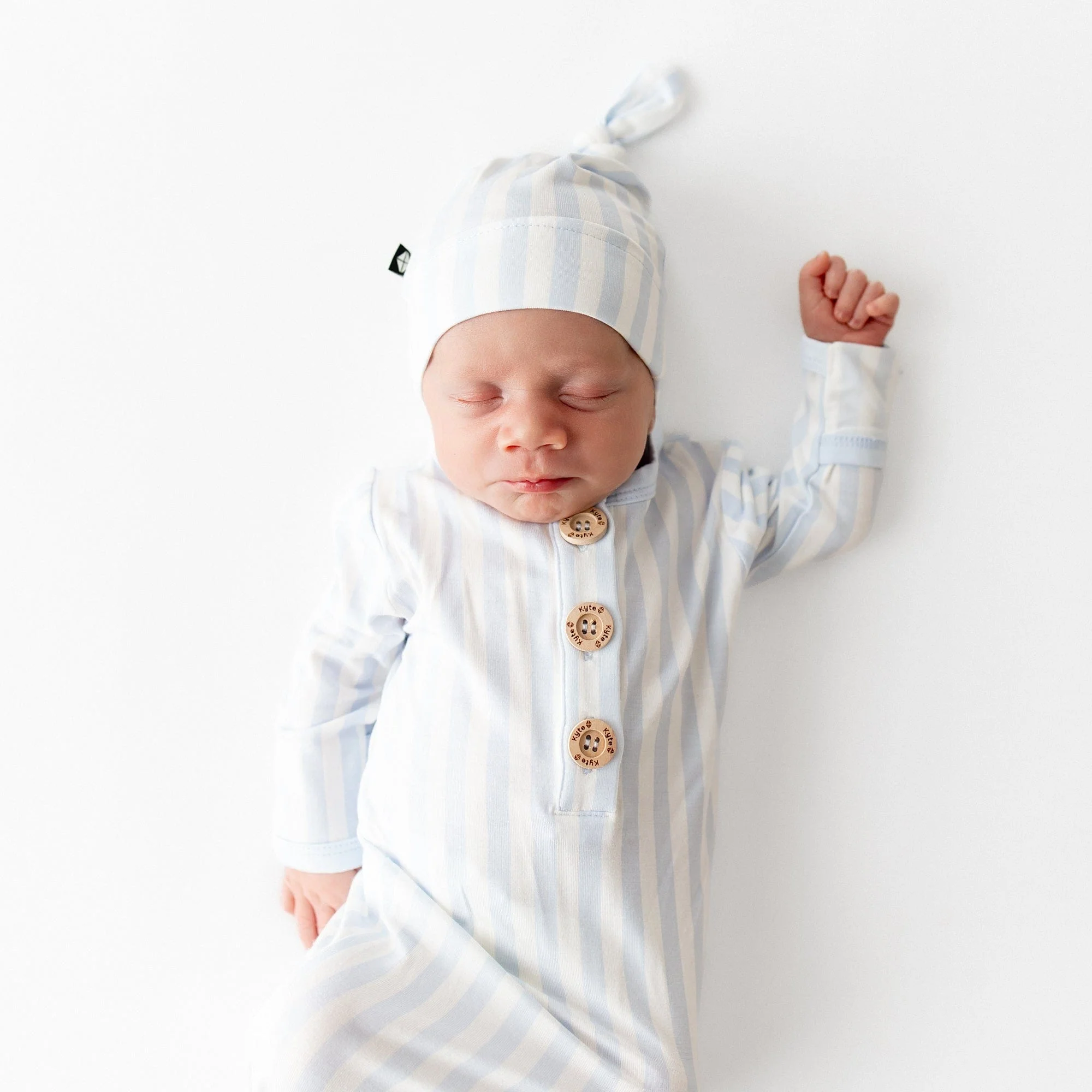Knotted Gown with Hat Set in Small Mist Stripe - Image 4