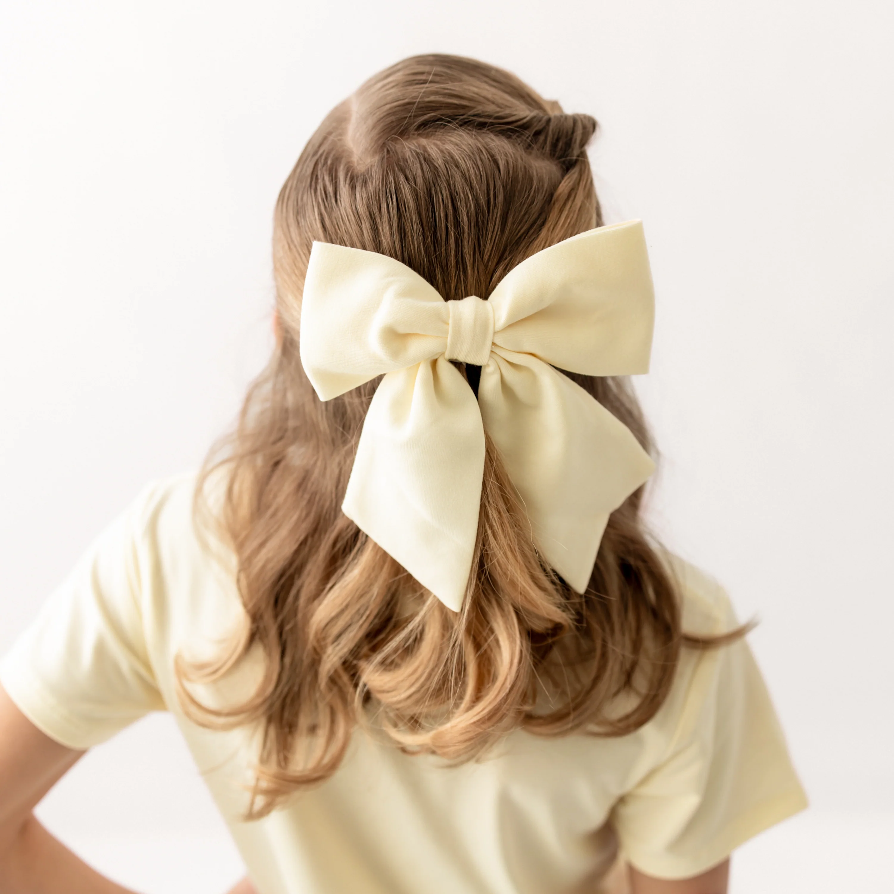 Large Alligator Clip Bow in Chamomile - Image 3