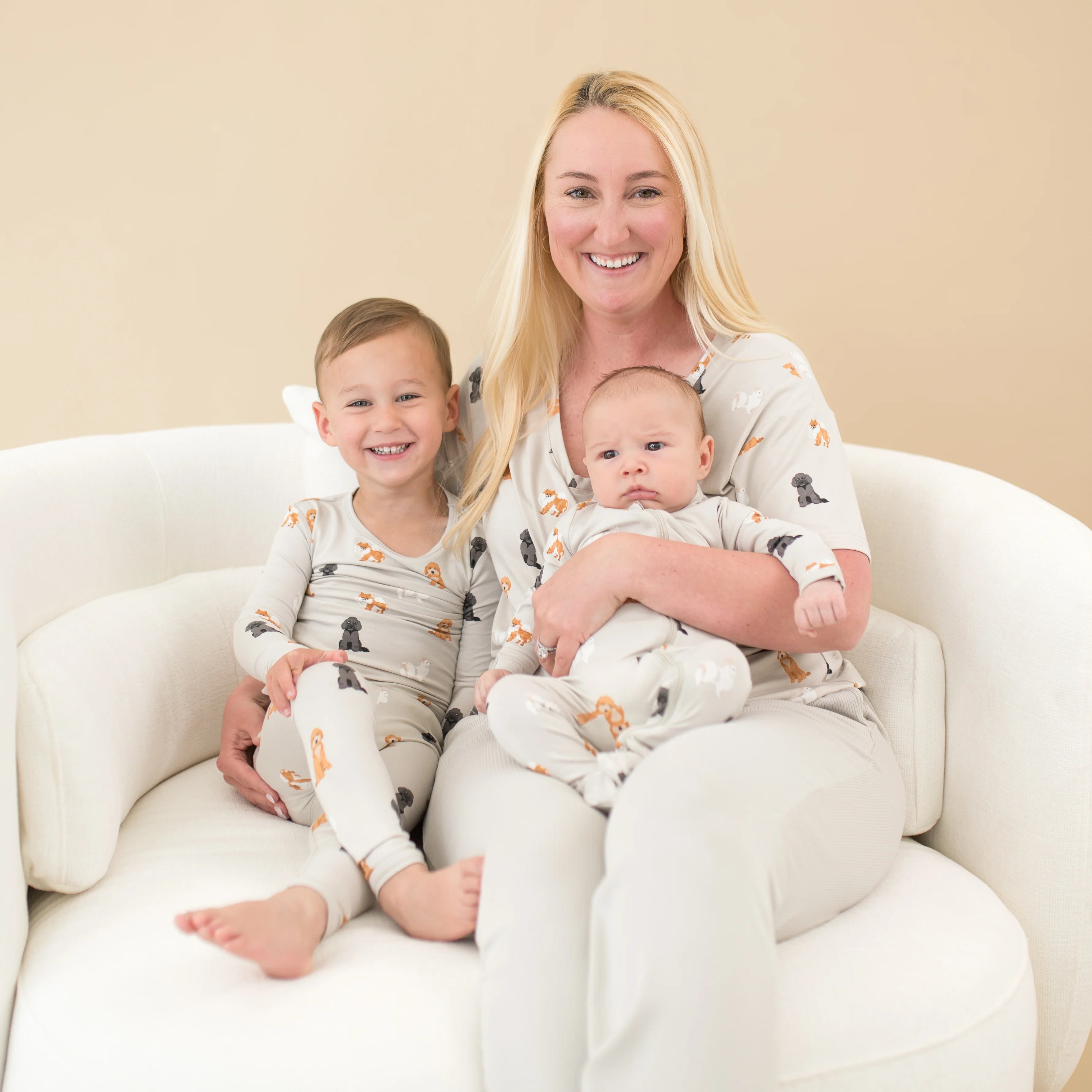 Long Sleeve Pajamas in Fluffy Dog - Image 4