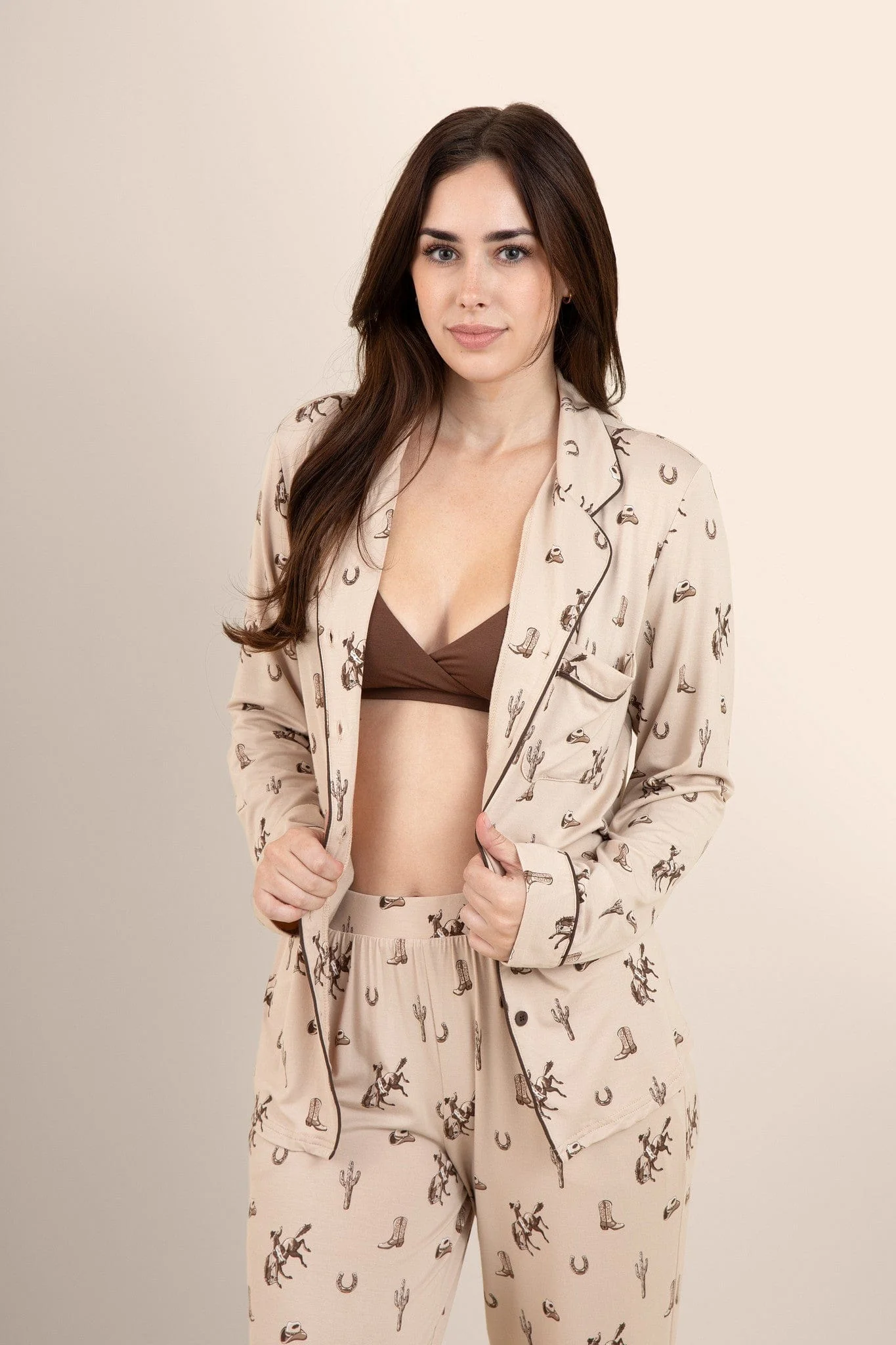 Long-Sleeved Women's Pajama Set in Classic Cowboy - Image 6