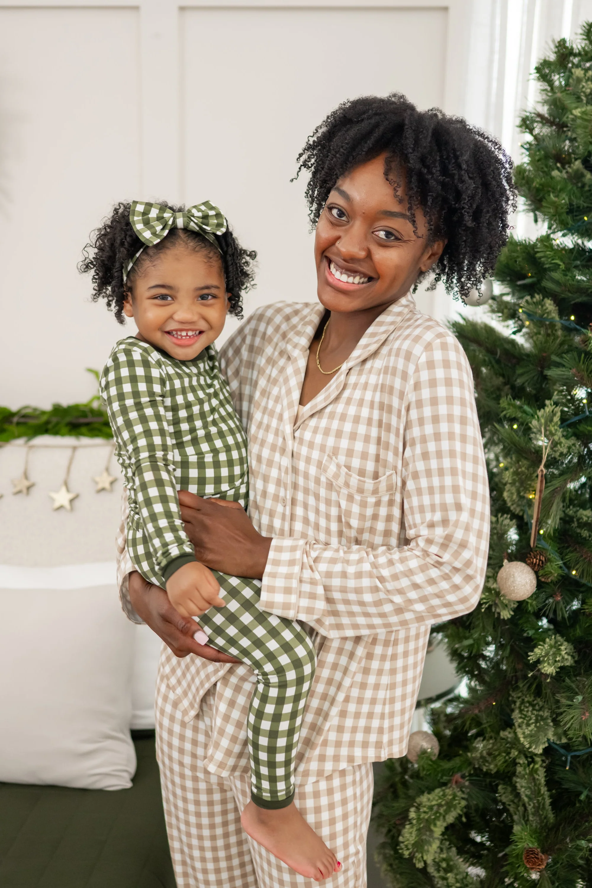 Long-Sleeved Women's Pajama Set in Gingham Bisque - Image 2