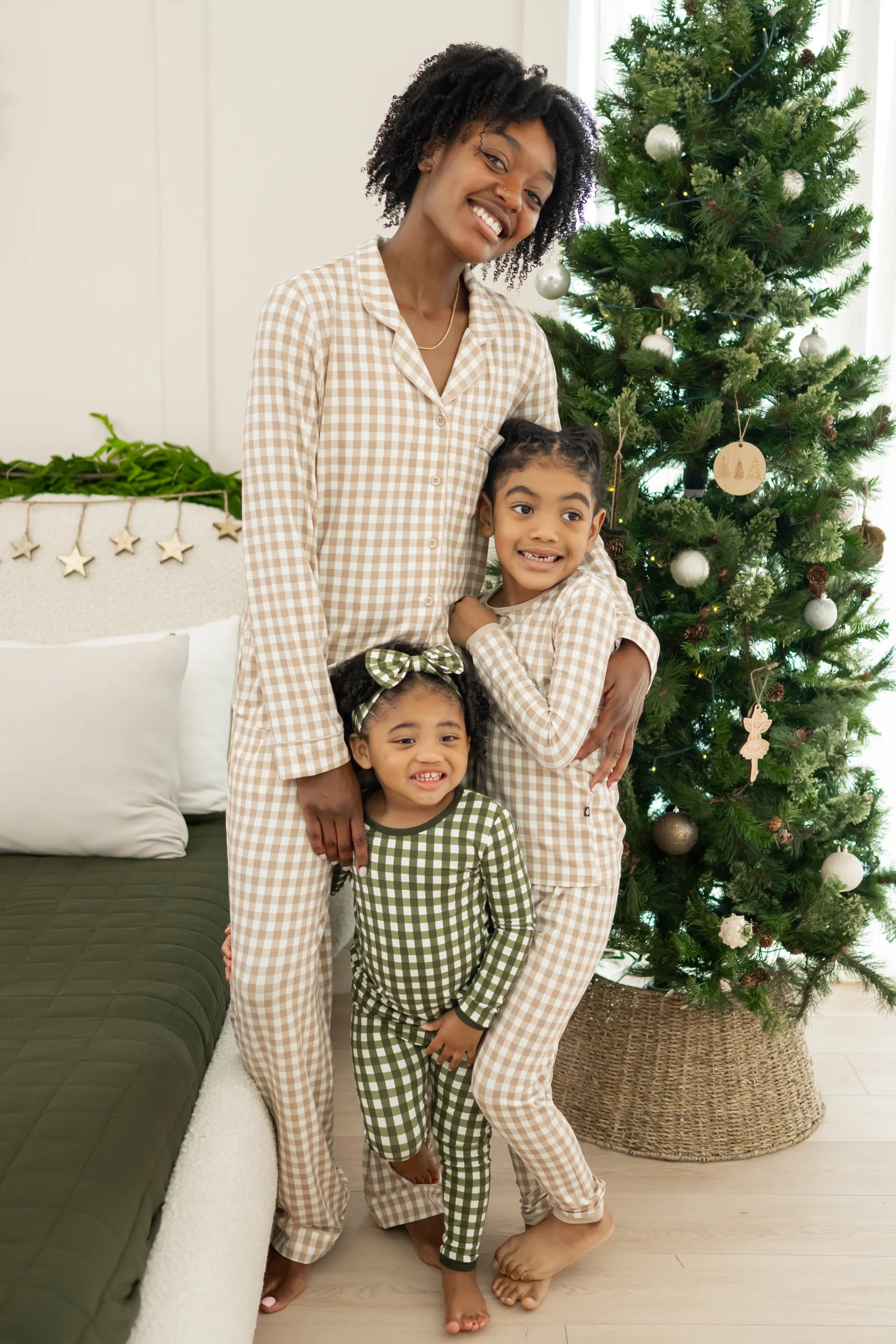 Long-Sleeved Women's Pajama Set in Gingham Bisque - Image 3