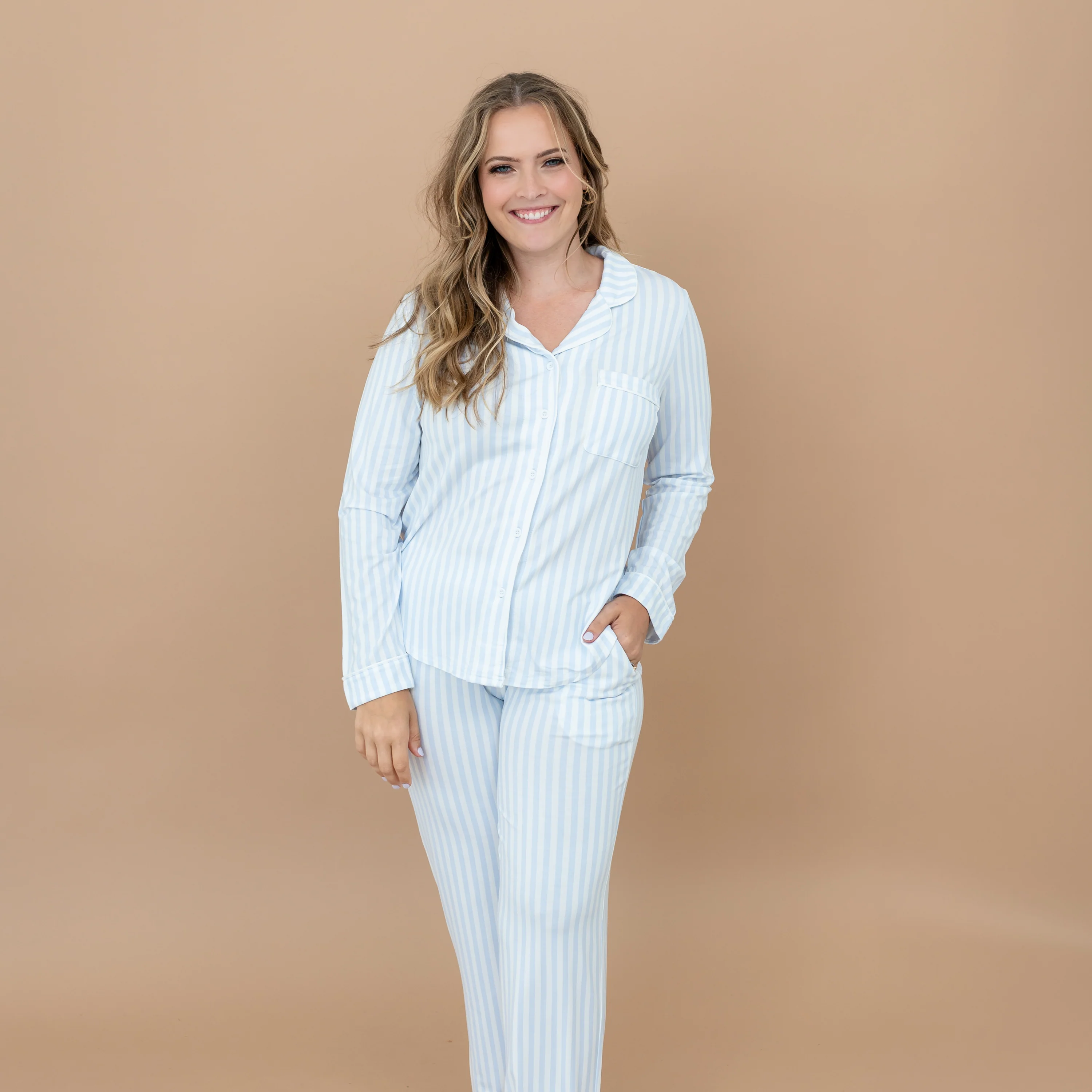 Long-Sleeved Women's Pajama Set in Small Mist Stripe with Cloud Trim - Image 3