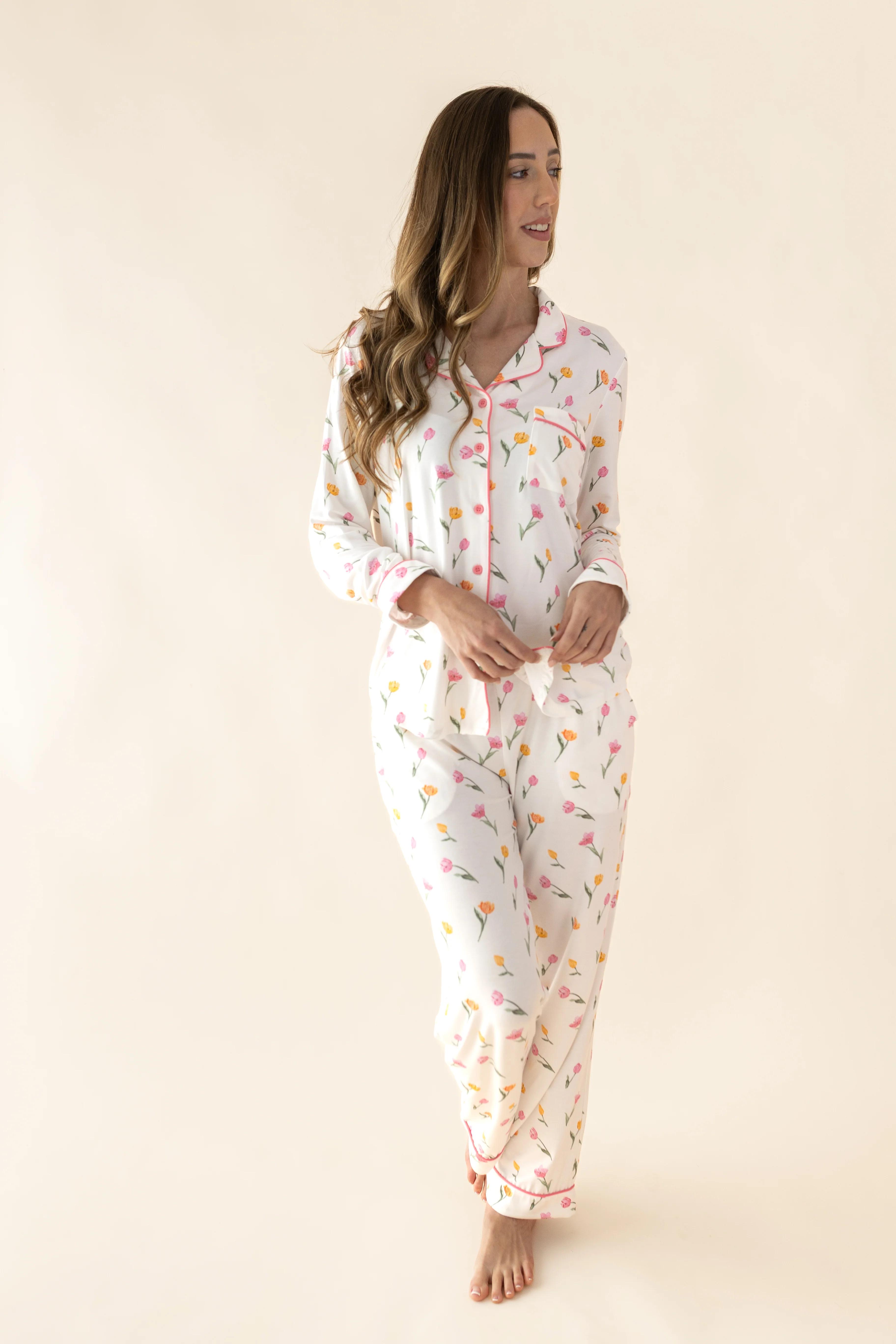 Long-Sleeved Women's Pajama Set in Tulip - Image 3
