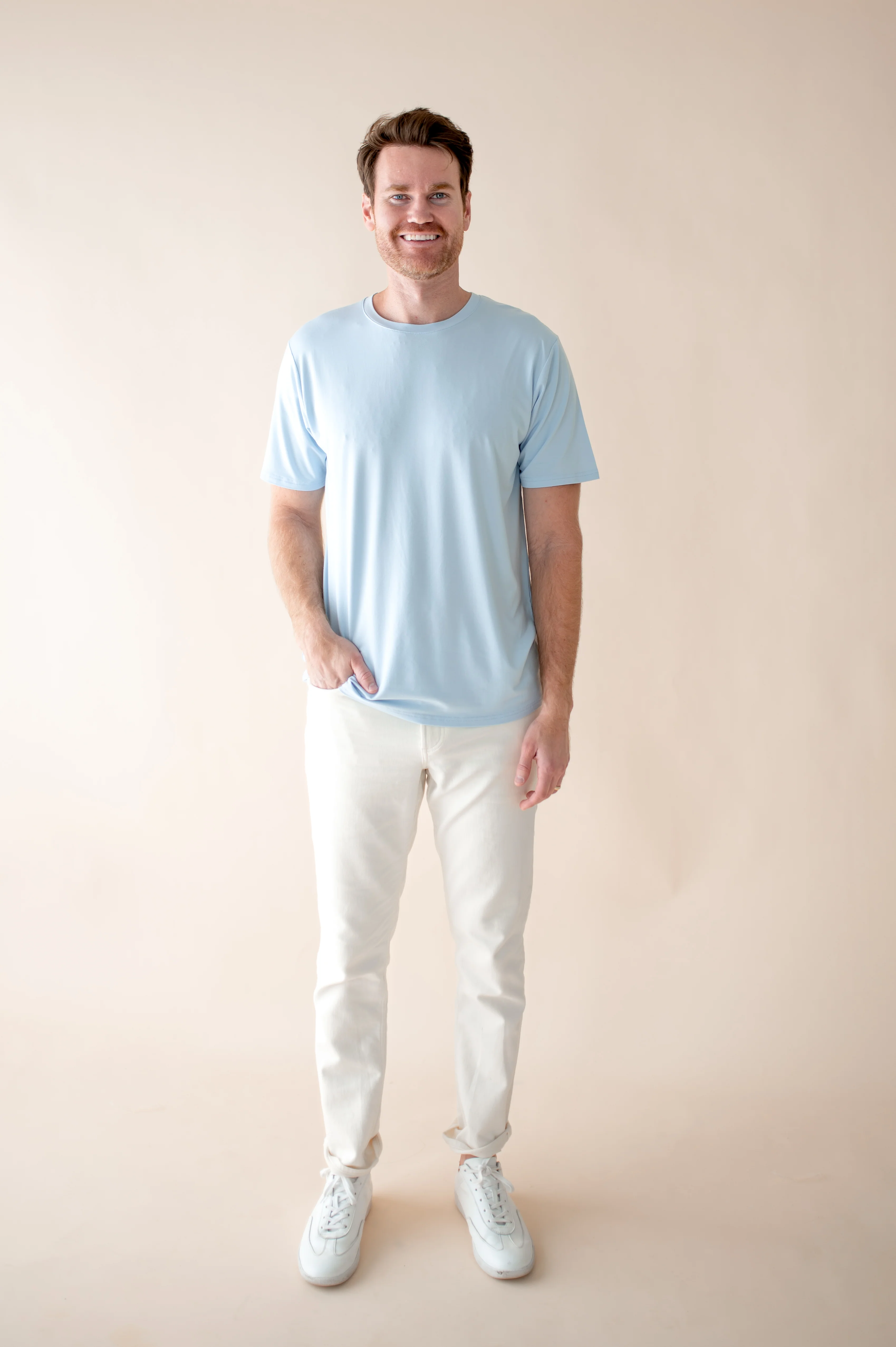 Men's Crew Neck Tee in Breeze - Image 4