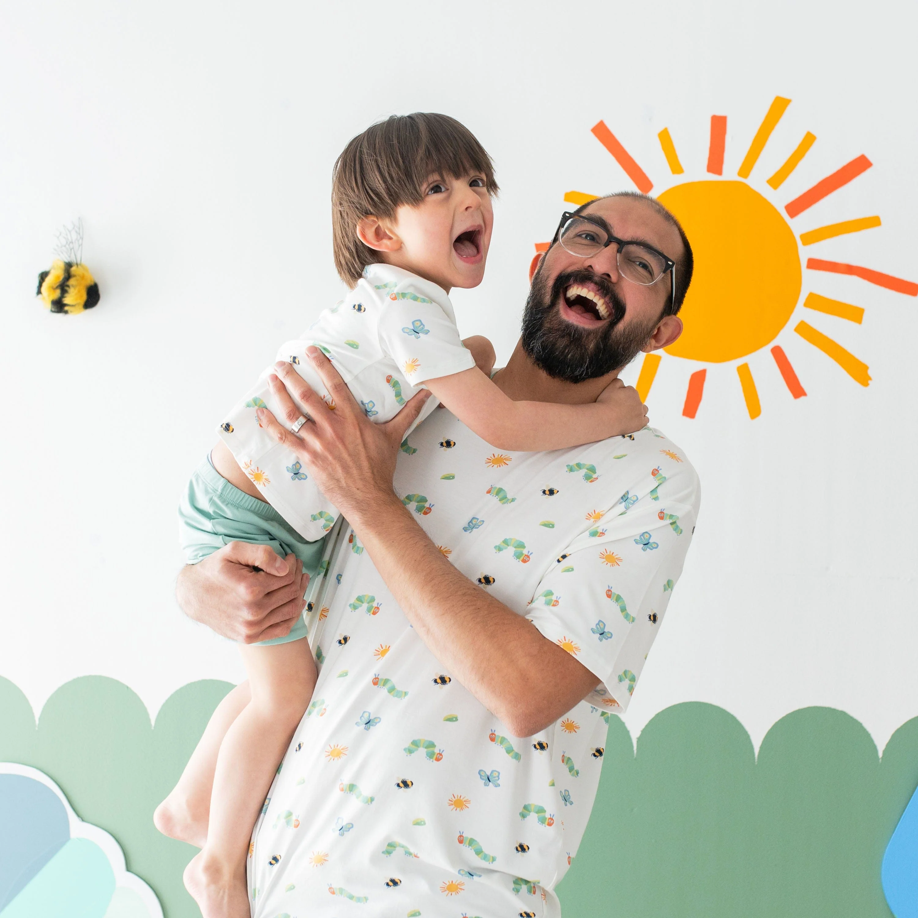 Men's Crew Neck Tee in The Very Hungry Caterpillar™ and Friends - Image 3