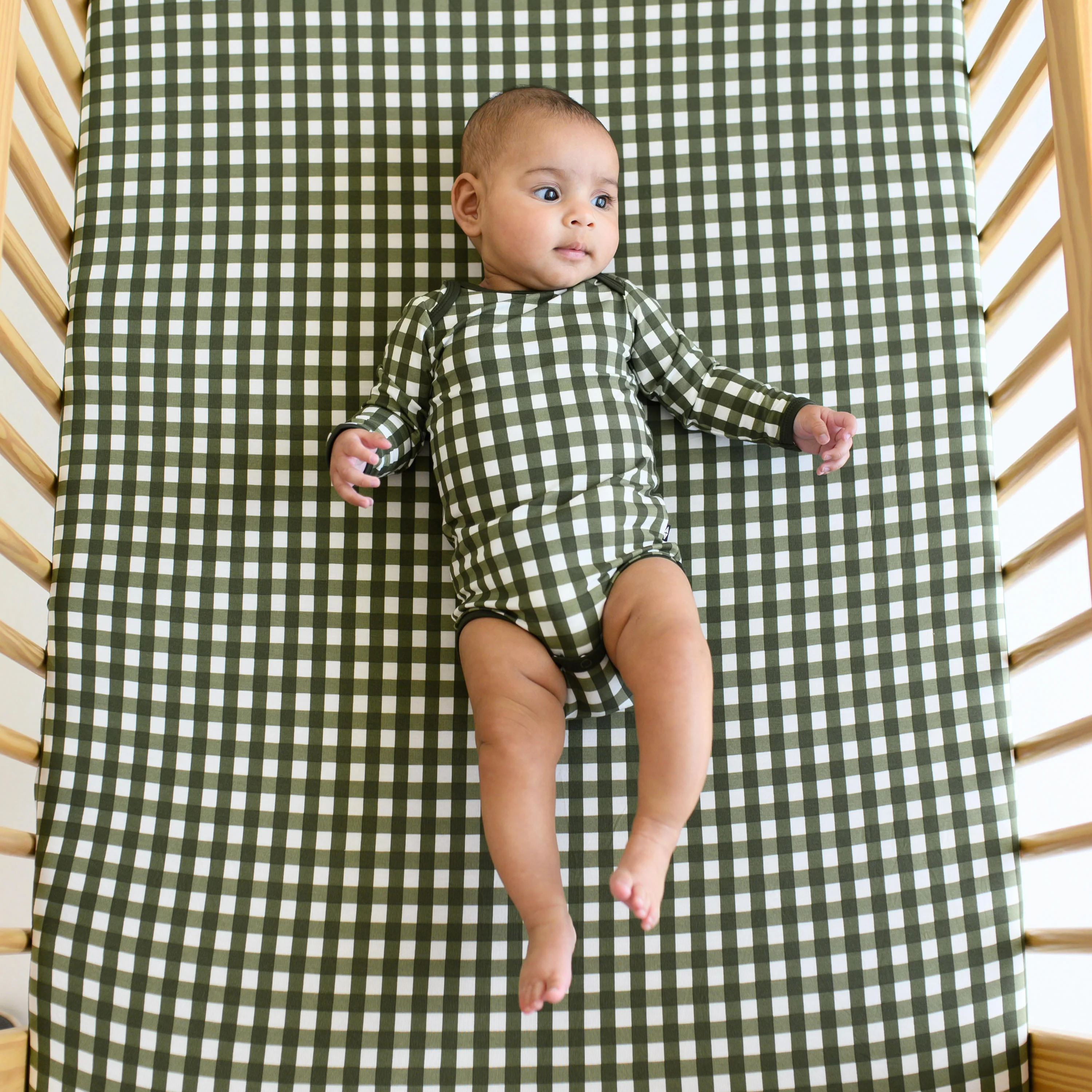 Crib Sheet in Gingham Fir - Image 2