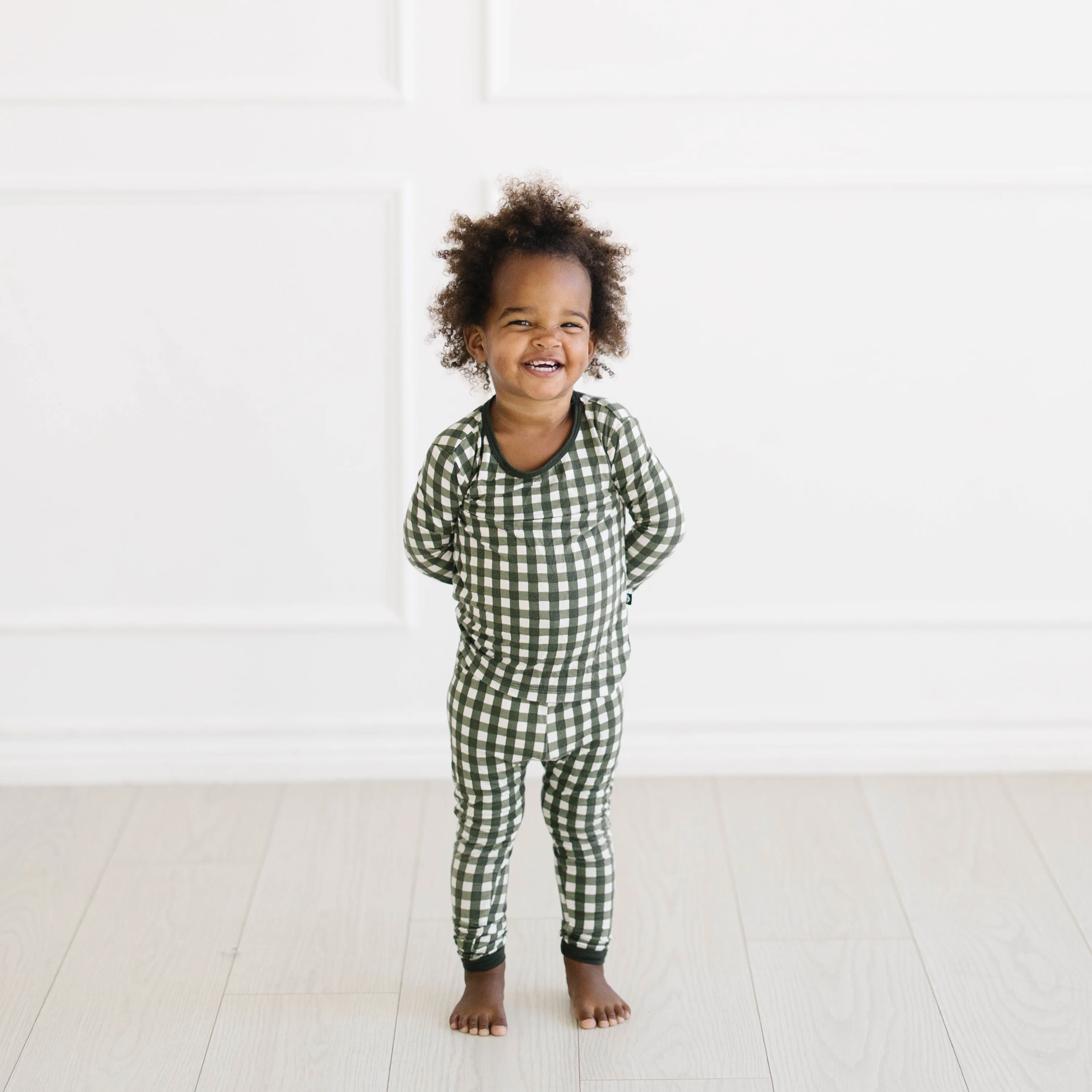 Long Sleeve Pajamas in Gingham Fir - Image 5