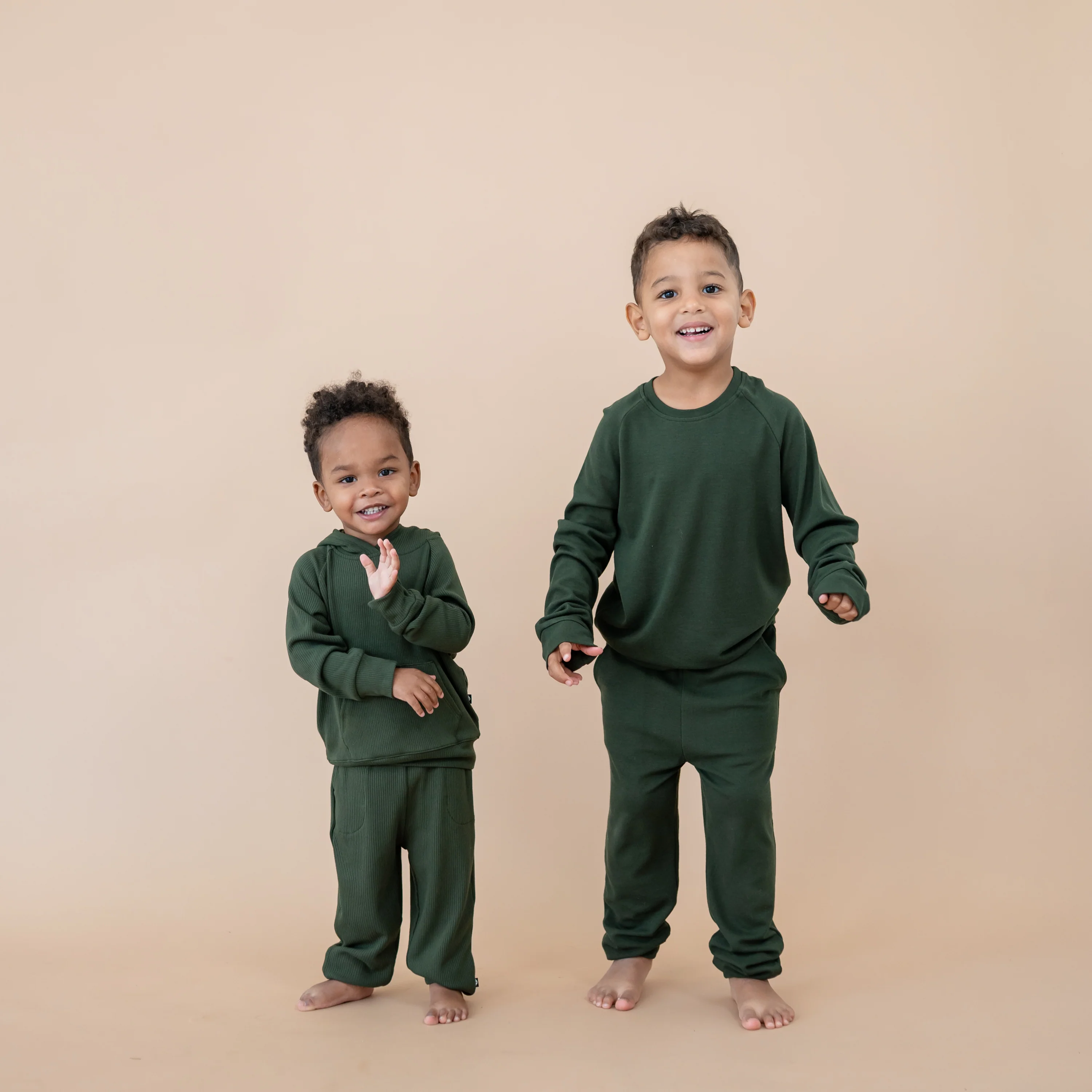 Ribbed Hoodie in Fir - Image 3