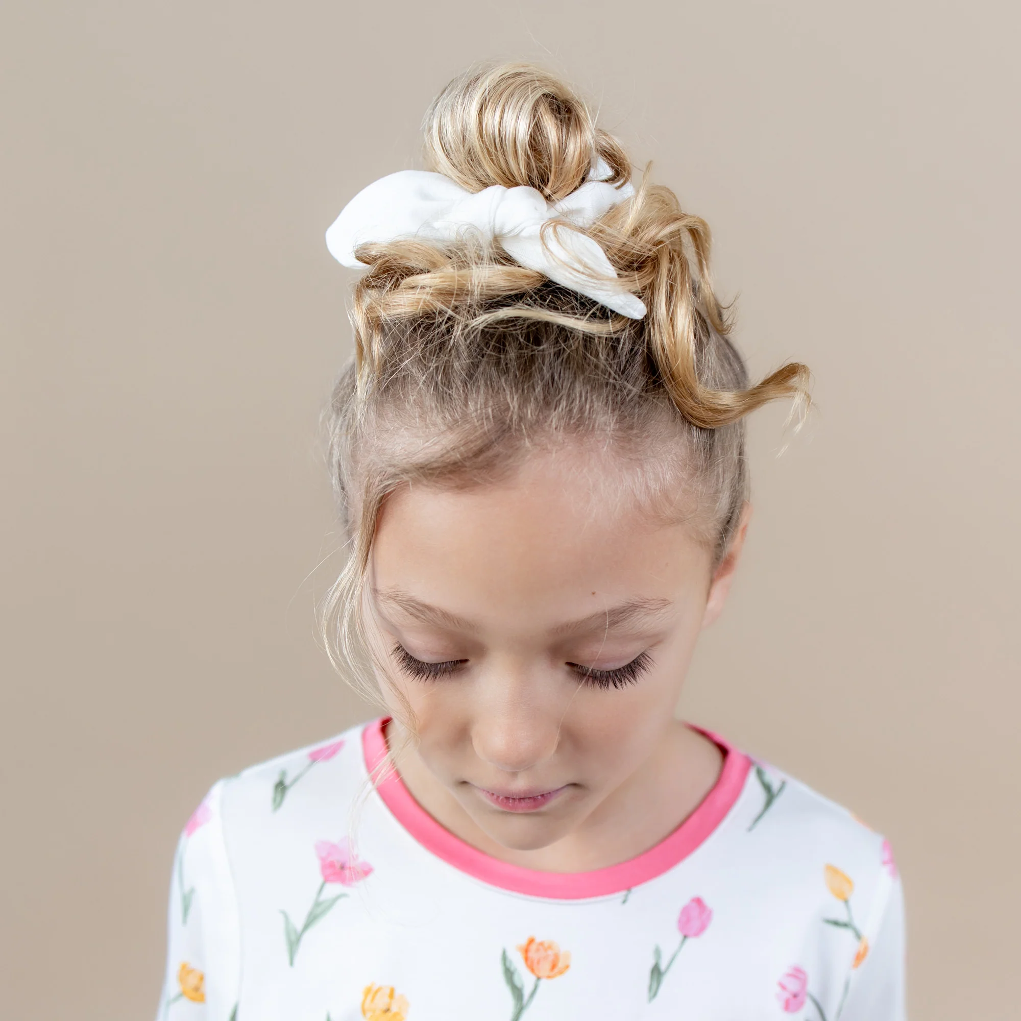 Scrunchie in Cloud - Image 3