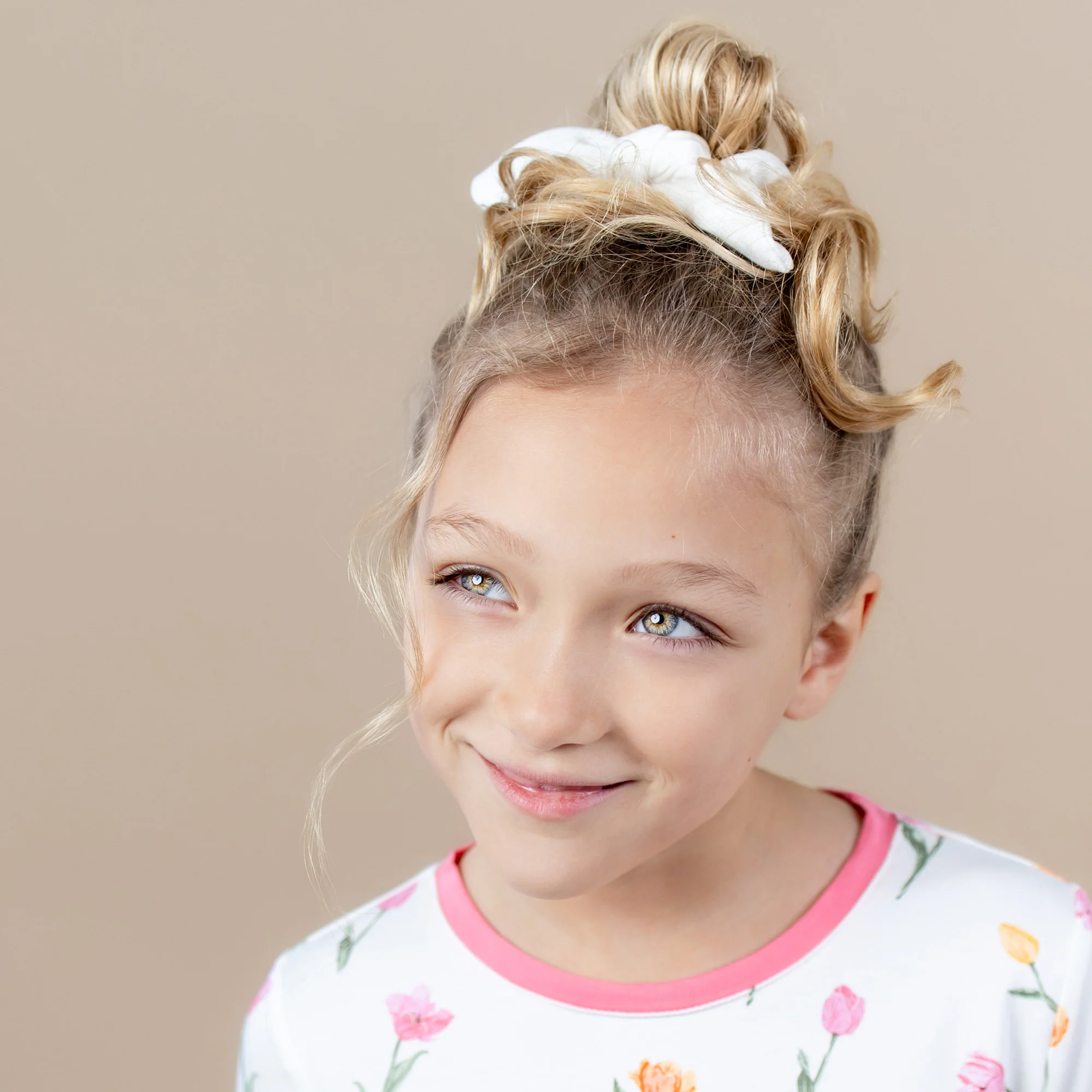 Scrunchie in Cloud - Image 4