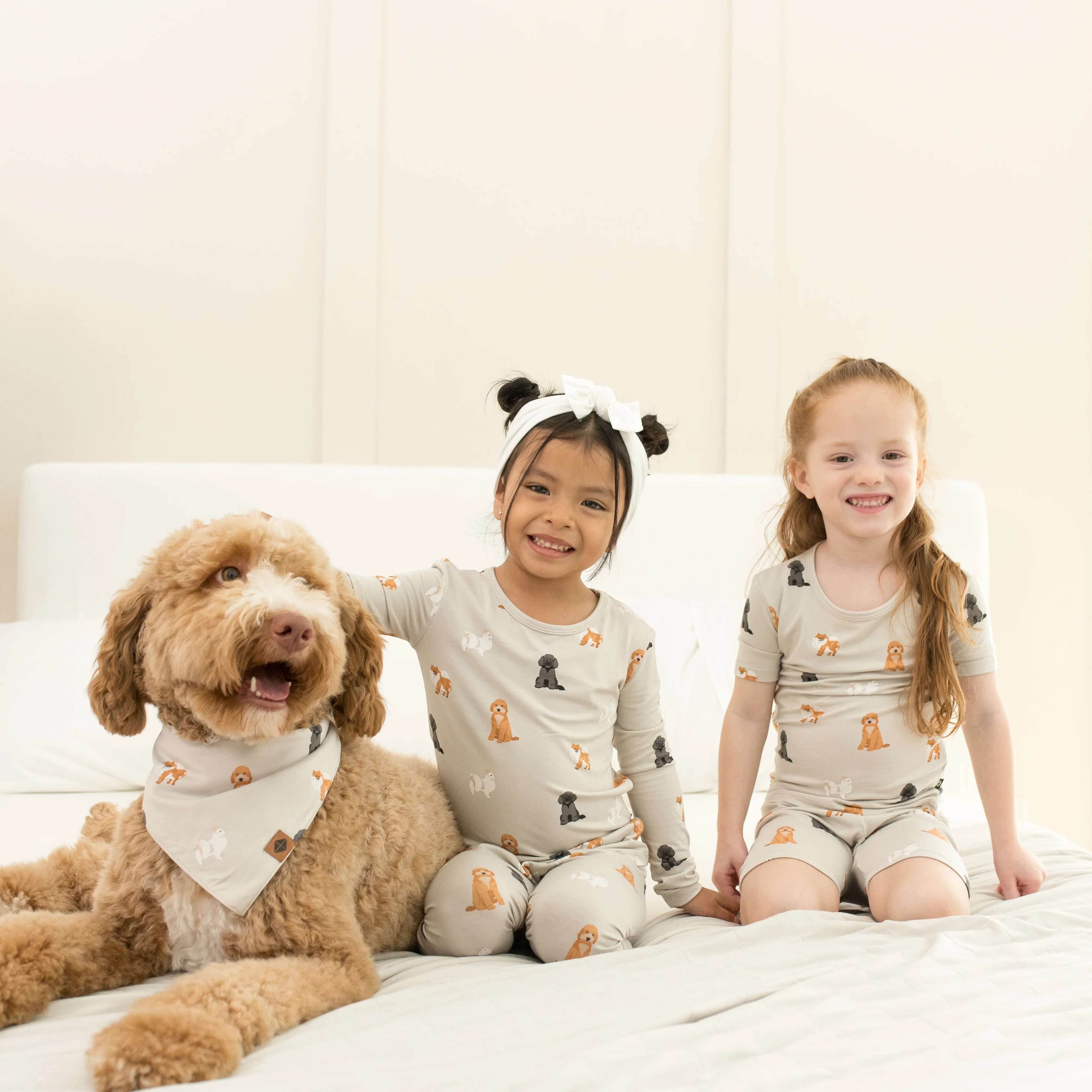 Short Sleeve Pajamas in Fluffy Dog - Image 3