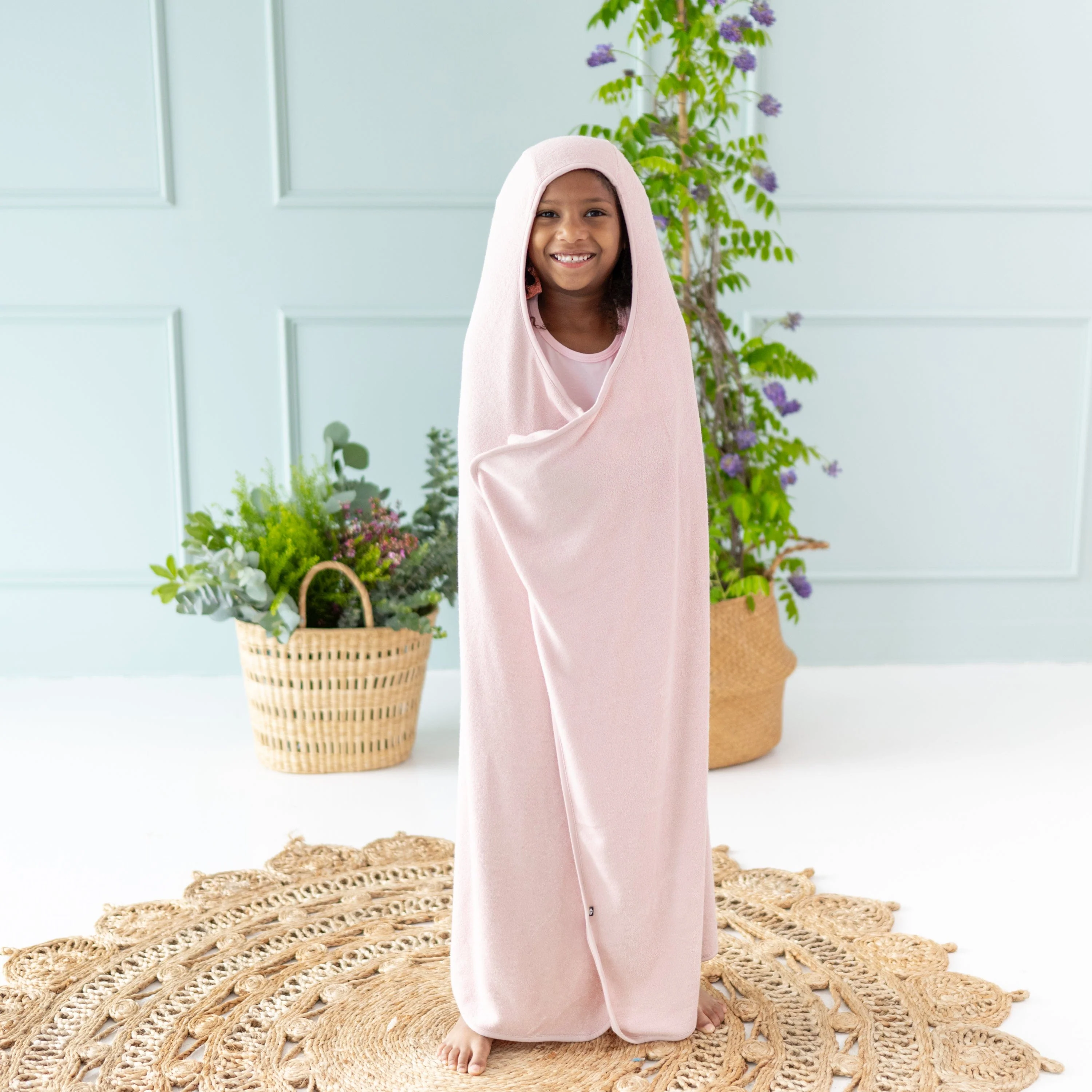 Toddler Hooded Bath Towel in Blush - Image 4