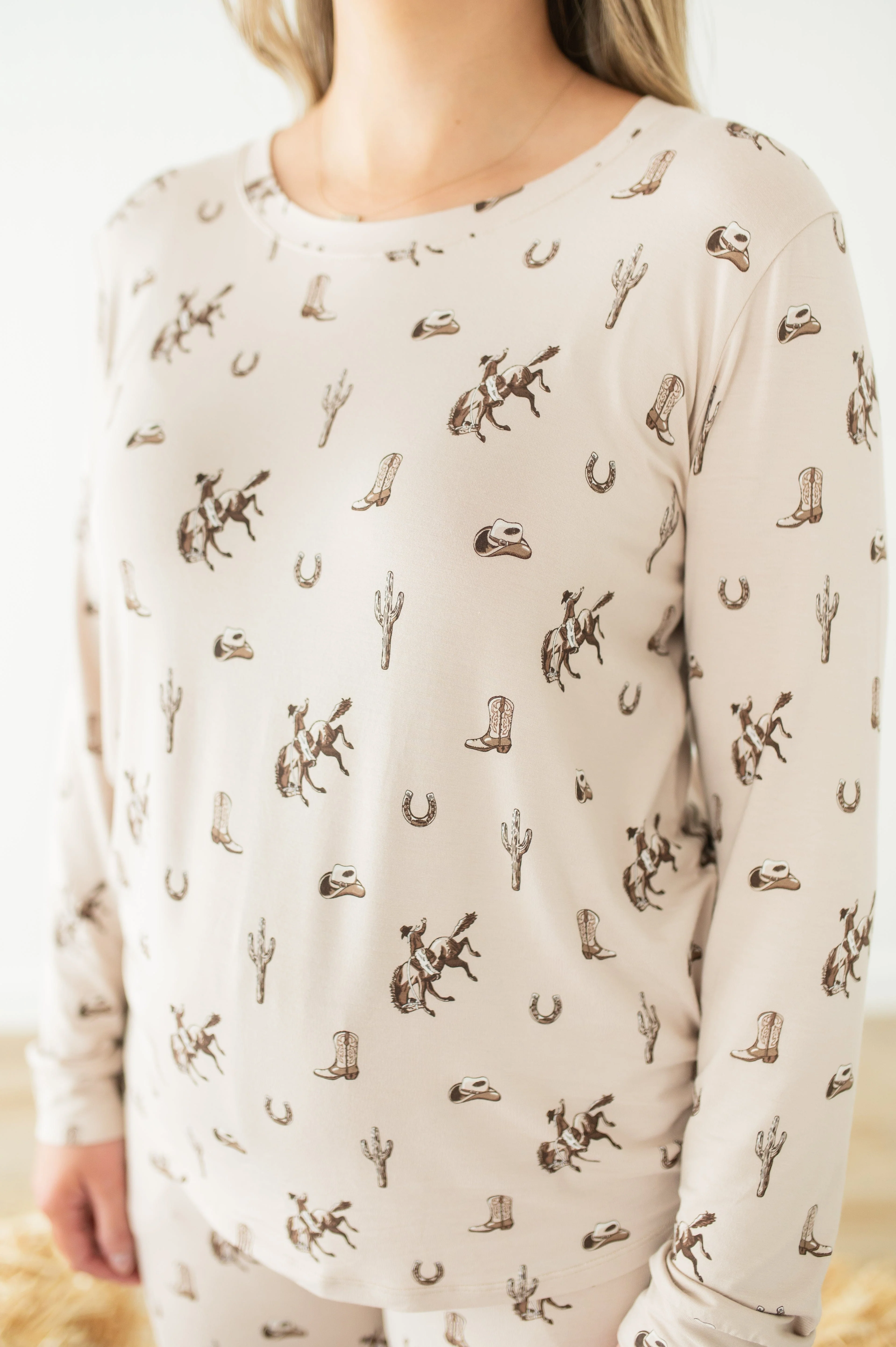 Women's Jogger Pajama Set in Classic Cowboy - Image 4