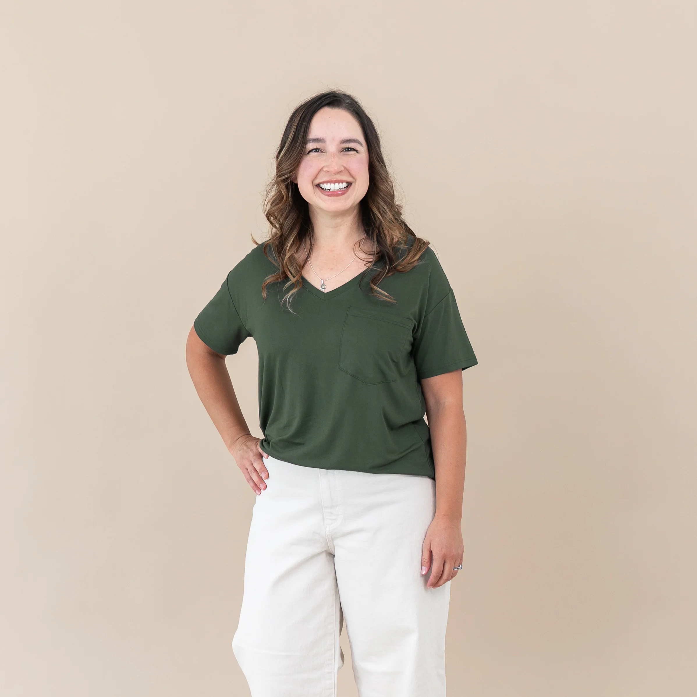 Women’s Relaxed Fit V-Neck in Fir - Image 4