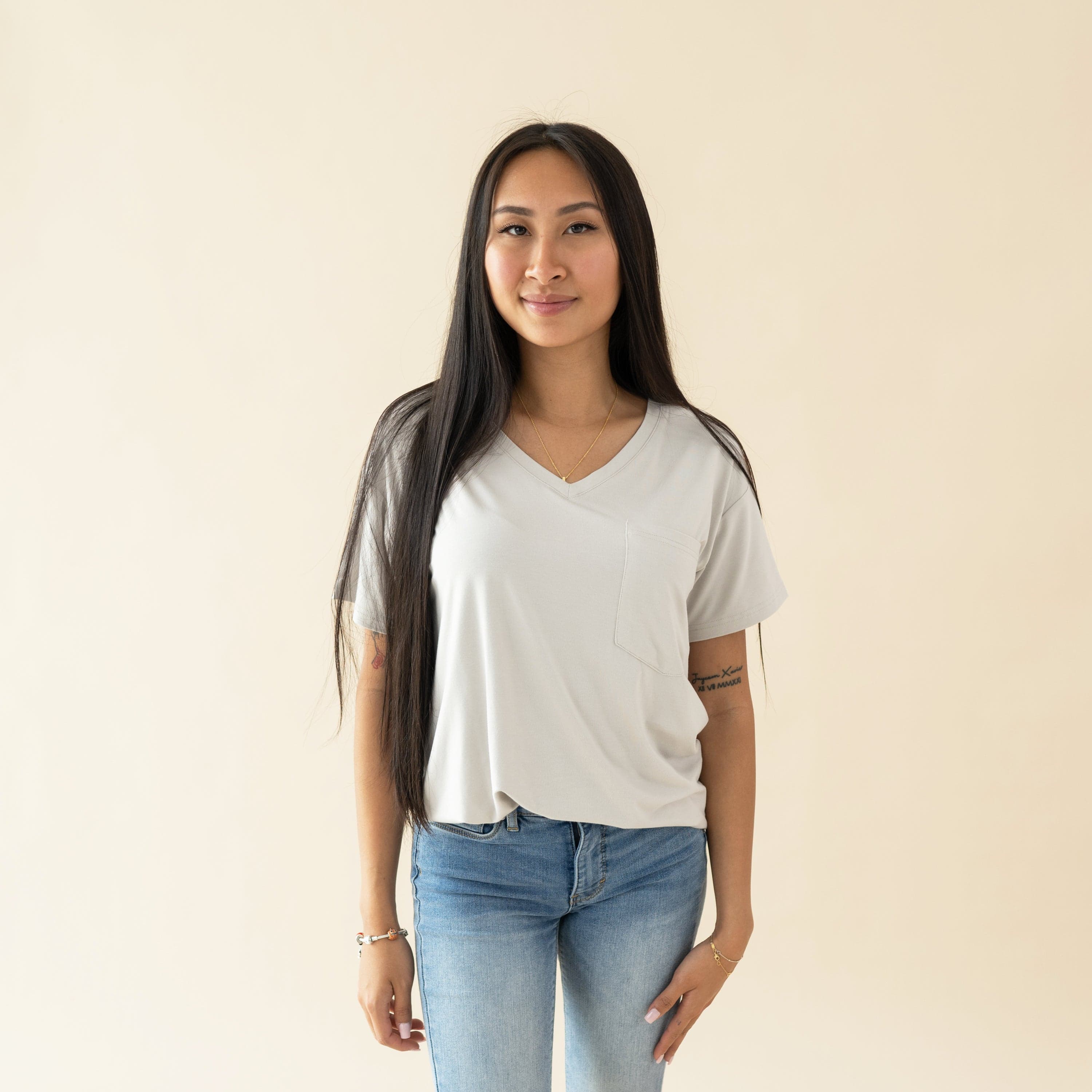 Women’s Relaxed Fit V-Neck in Oat - Image 3