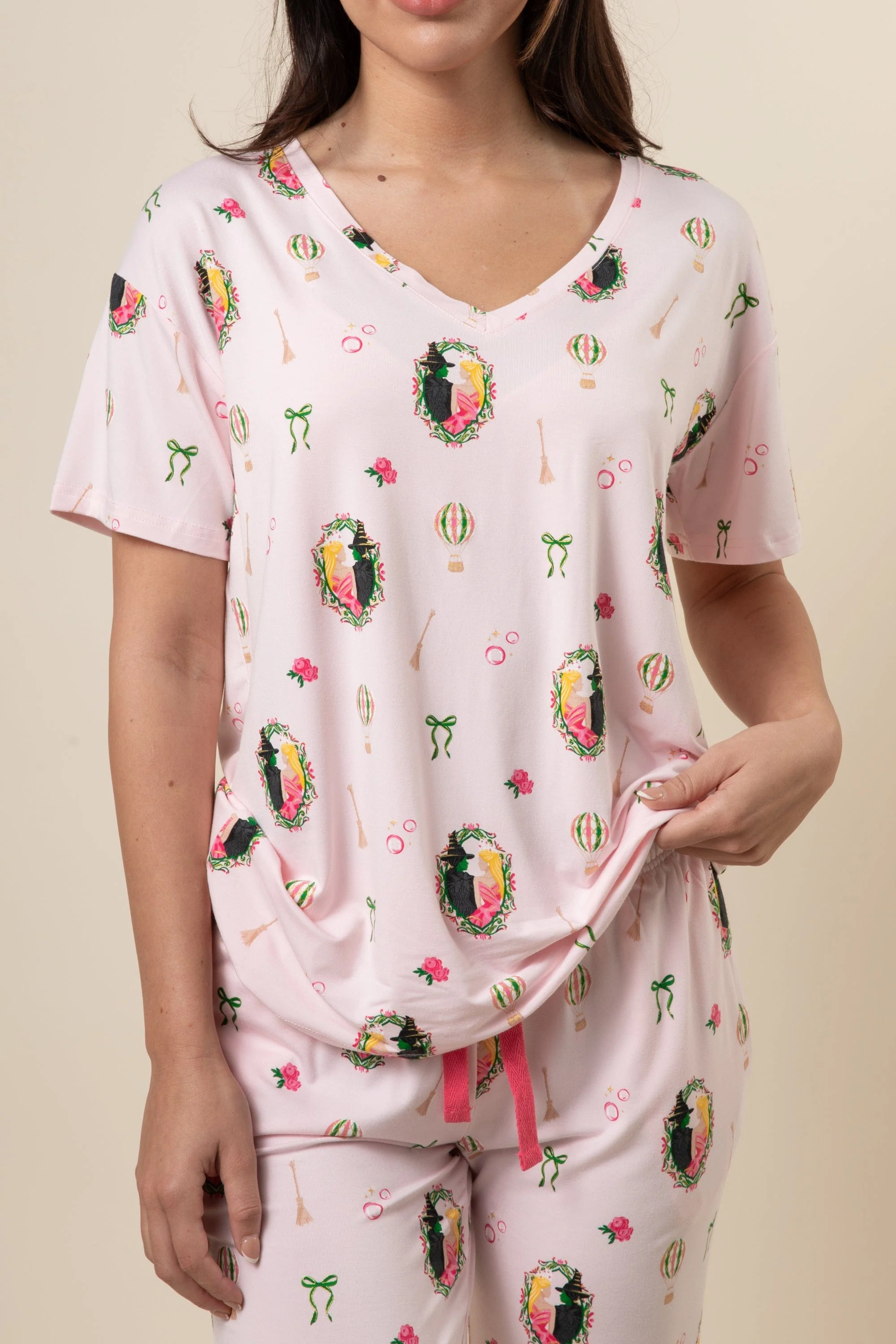 Women's Relaxed Fit V-Neck in Wicked - Image 4