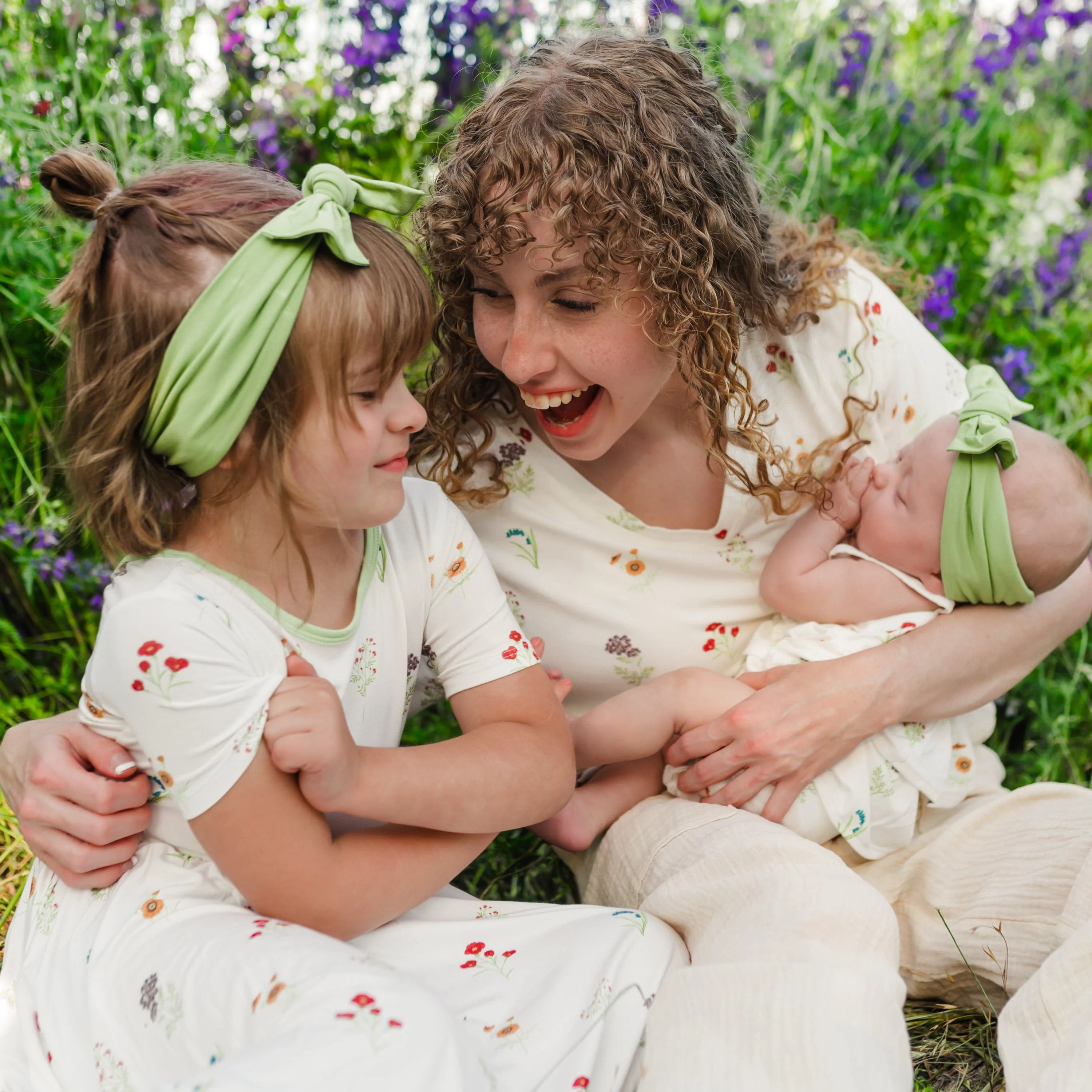 Women’s Relaxed Fit V-Neck in Wildflower - Image 3