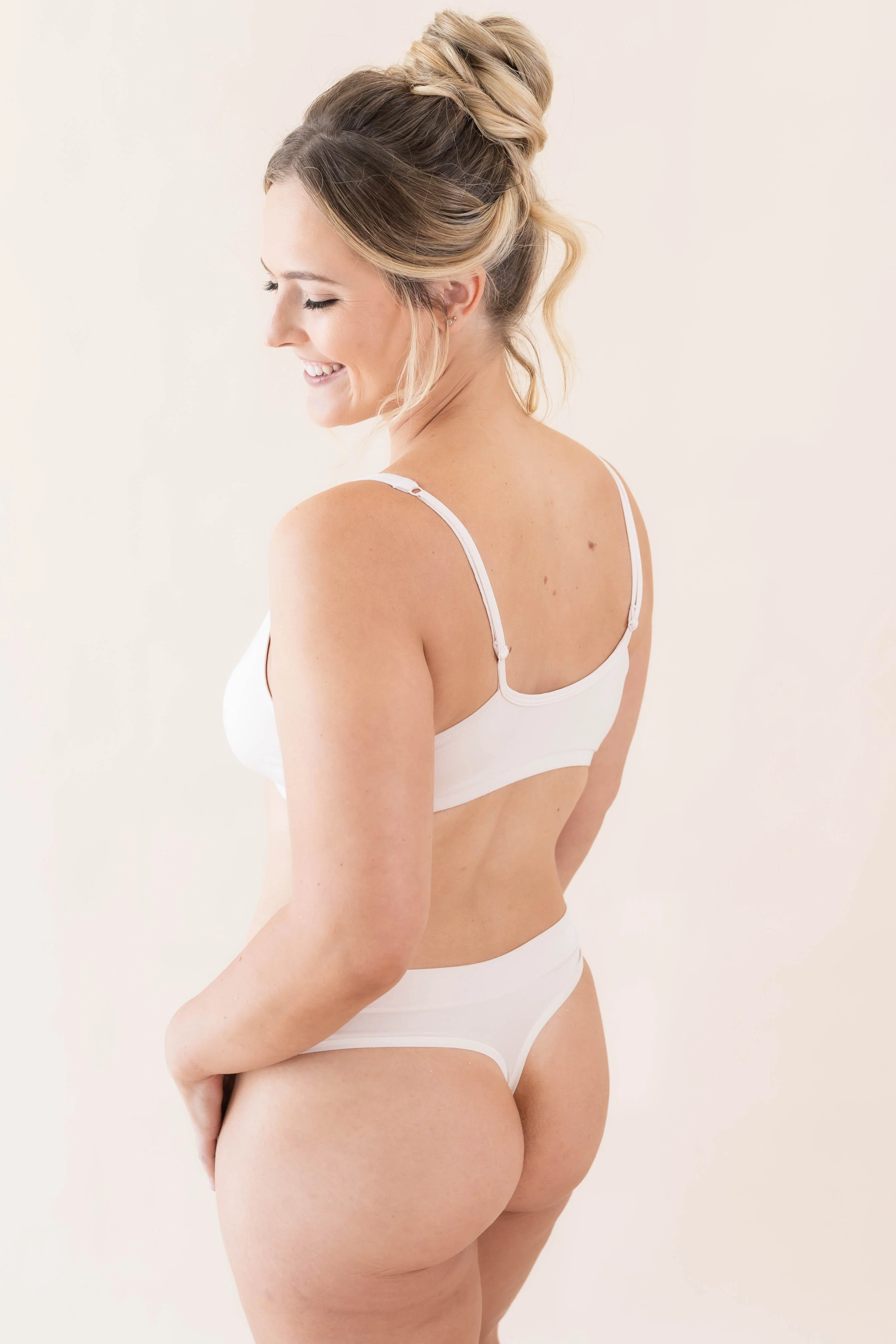 Women's Thong in Blonde - Image 3
