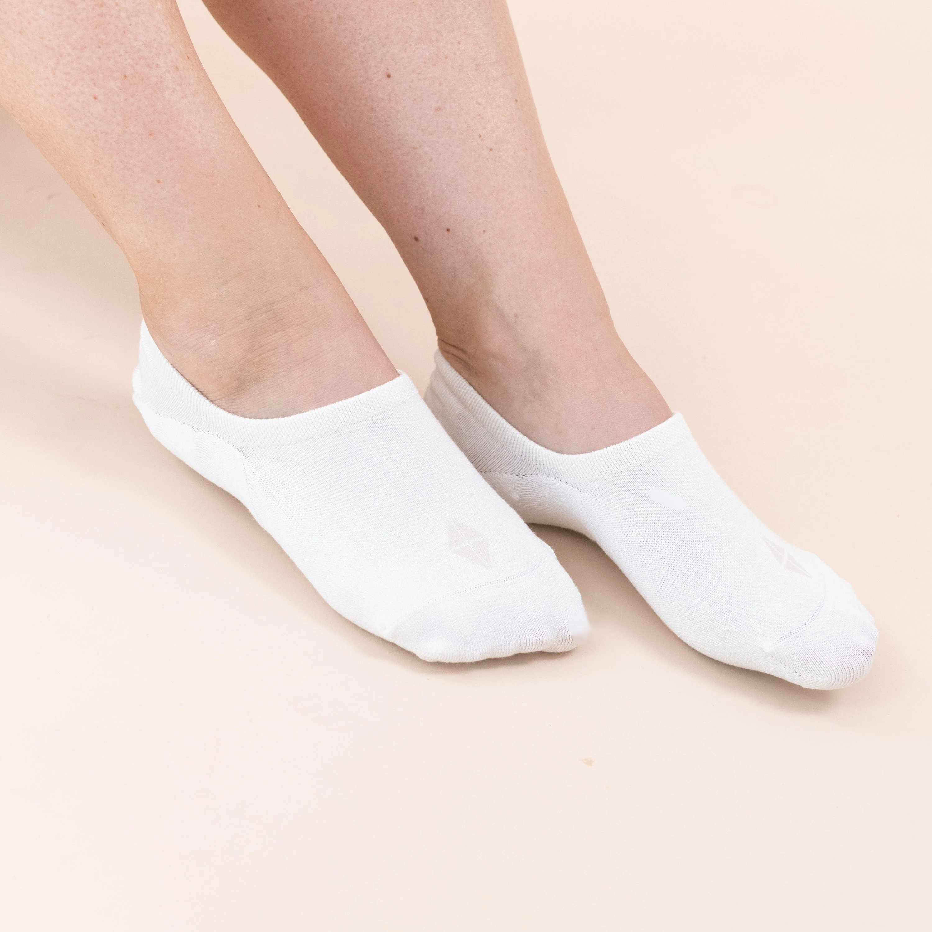Women's No Show Socks 3-Pack in Cloud - Image 2