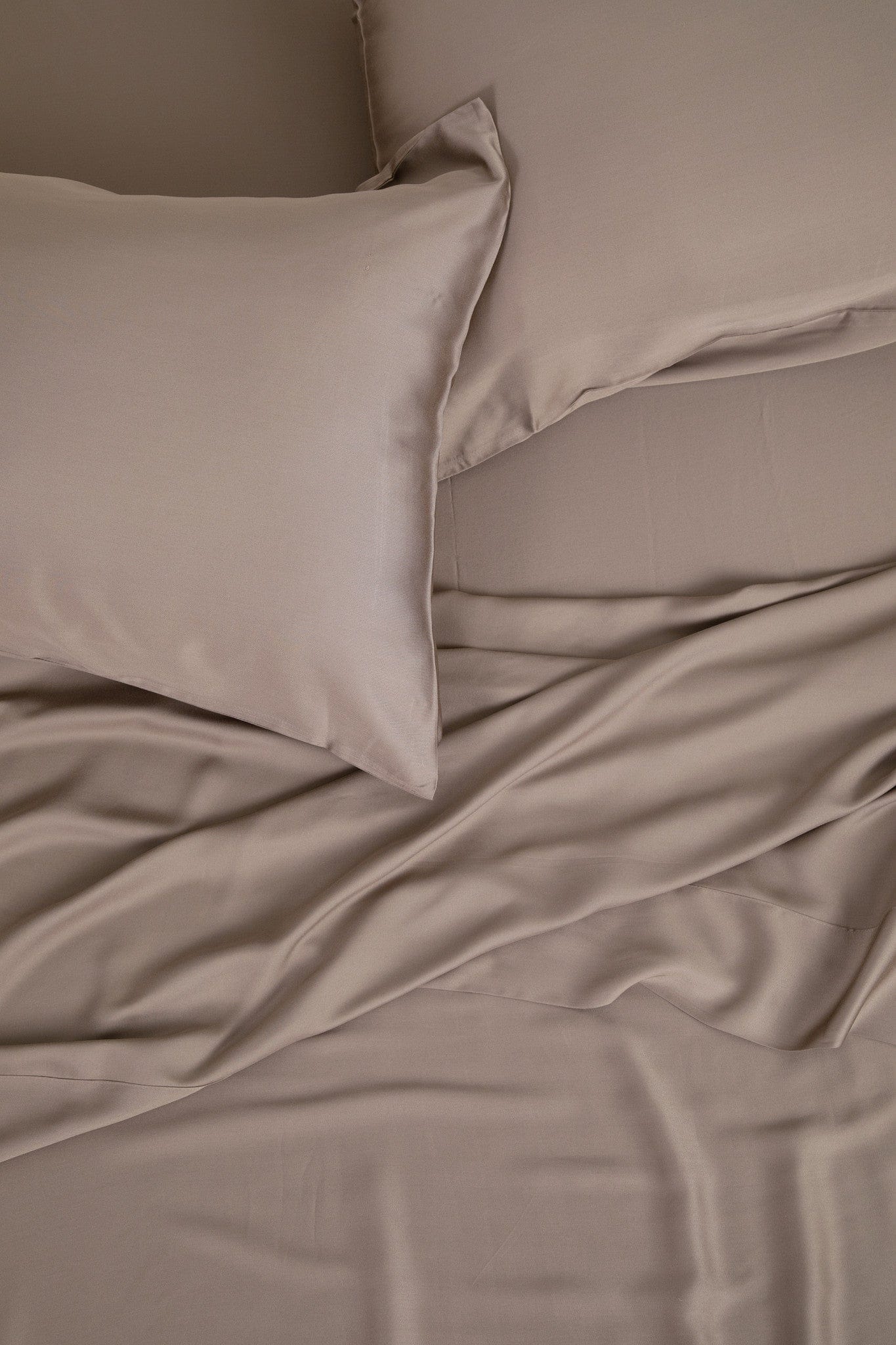 Bamboo Sateen Sheet Set in Truffle - Image 2